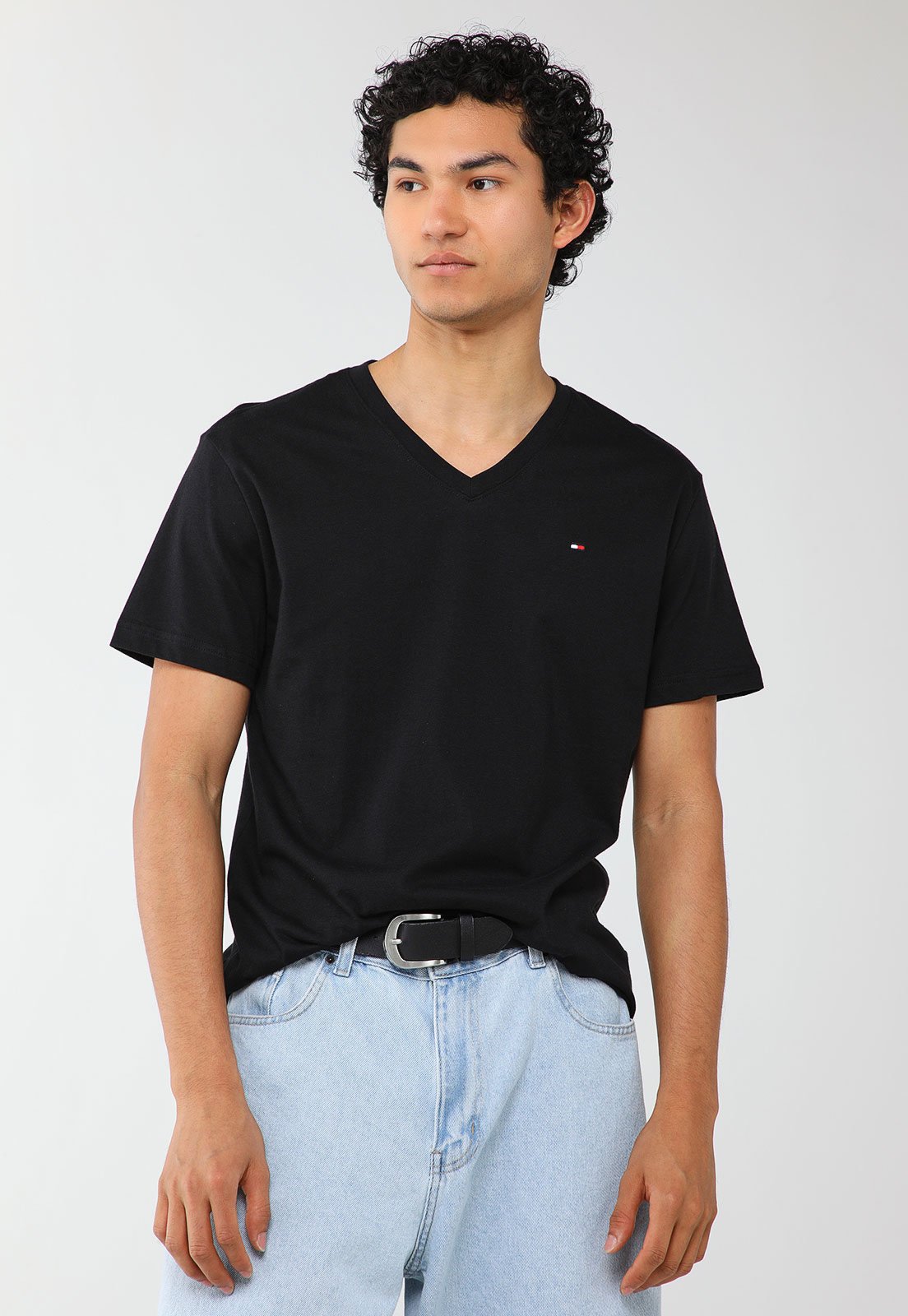 Camiseta Masculina Tommy Hilfiger Decote V Preta