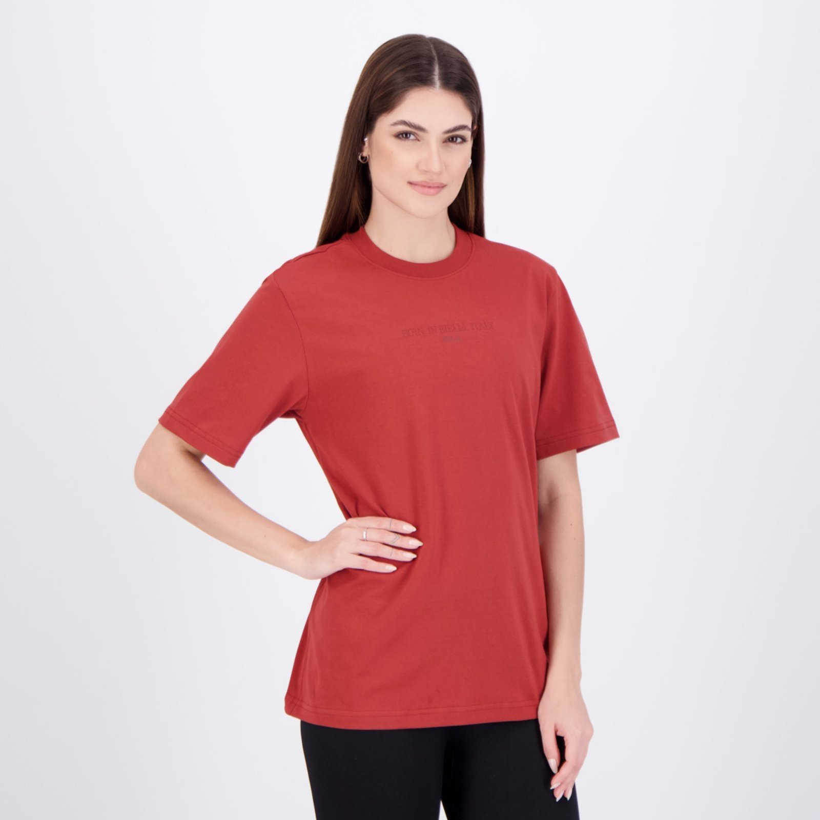 Vista 3 Camiseta Fila Comfort Biella Basic Feminina Vermelha vermelho Fila vermelho