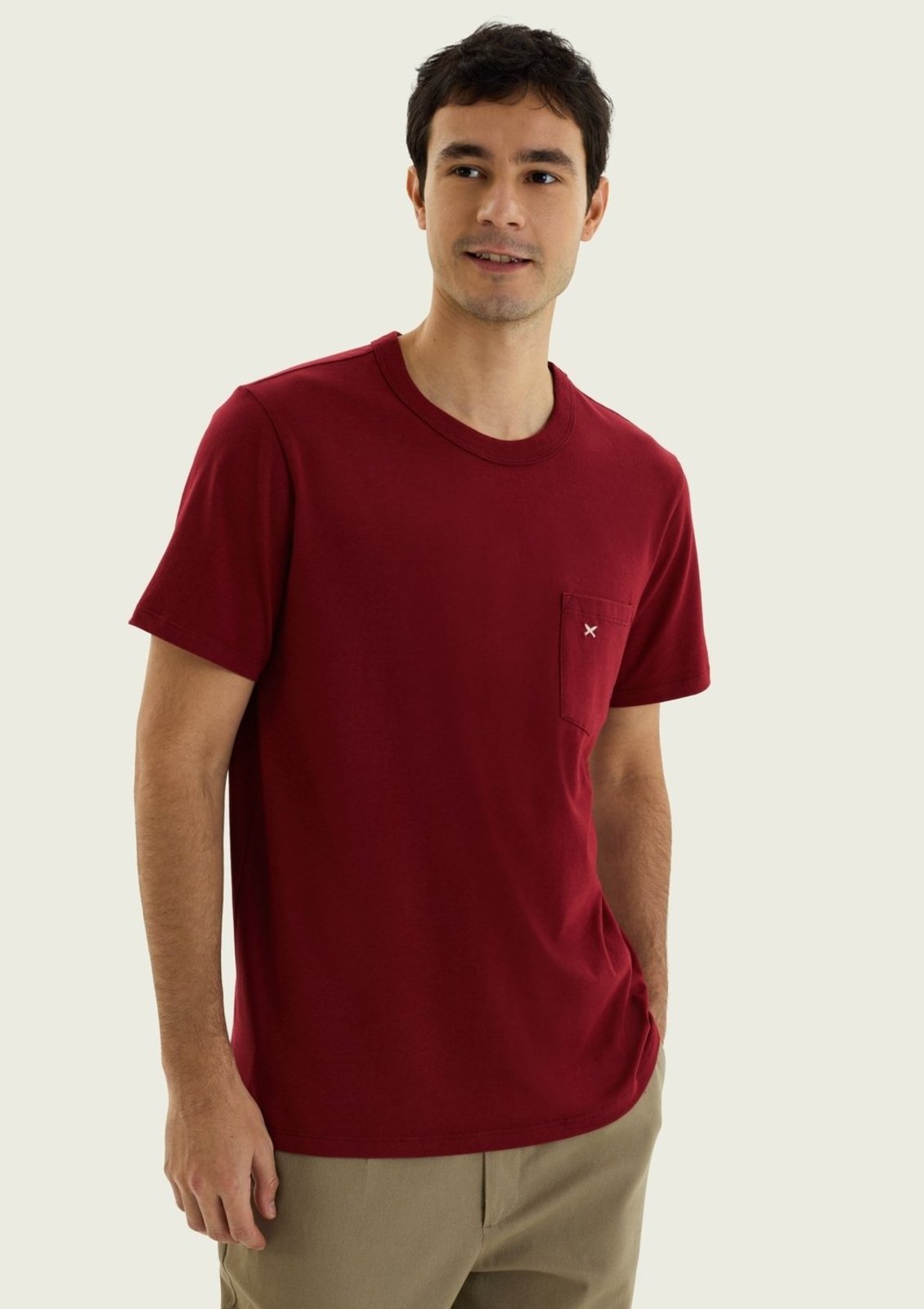 Camiseta Masculina Manga Curta Com Bolso Hering