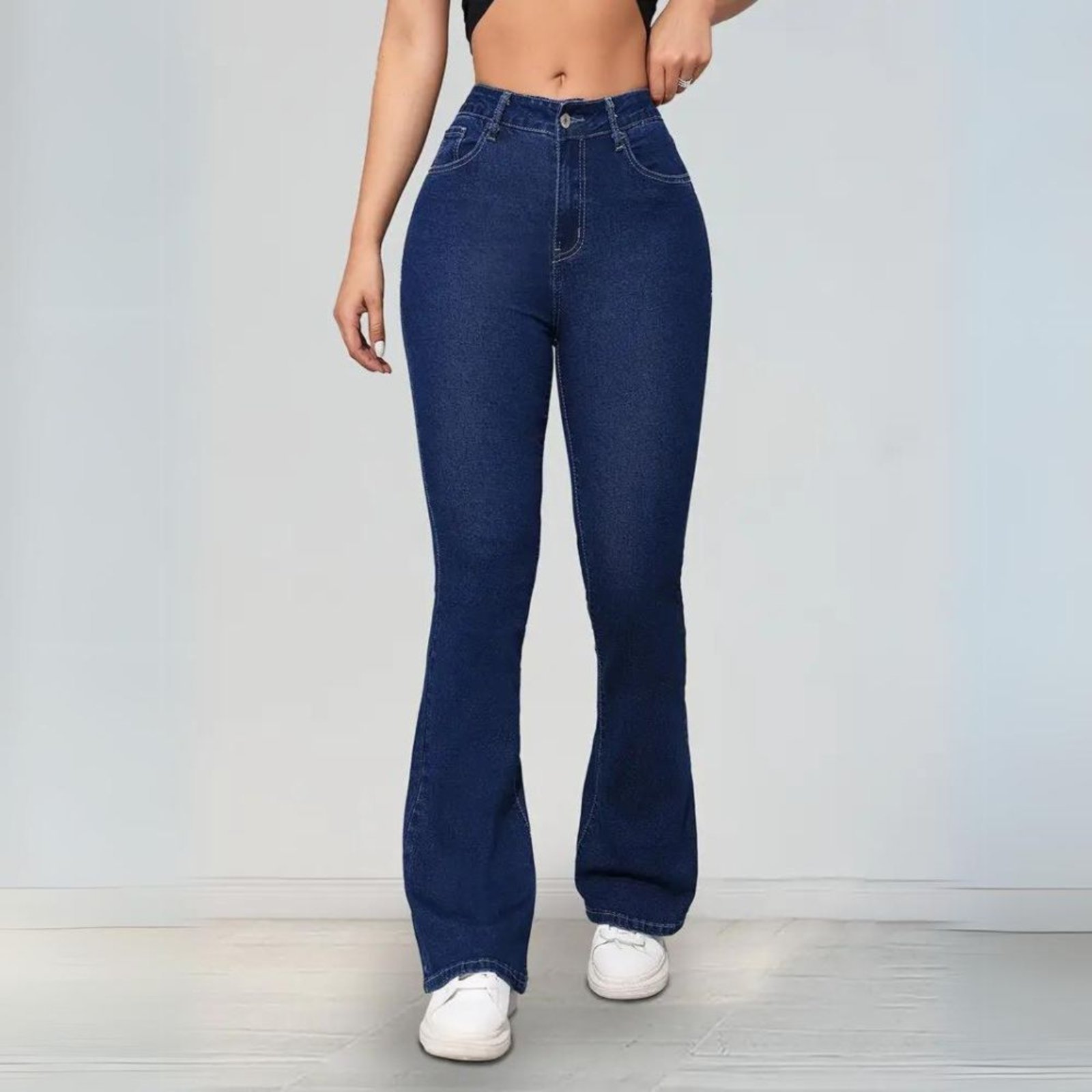 Calça Jeans Feminina Flare Lavagem Escura Premium Cintura Alta Acabamento Empina Bumbum