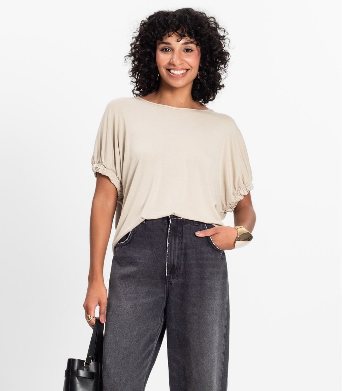 Blusa Viscose Infinita Cor Bege