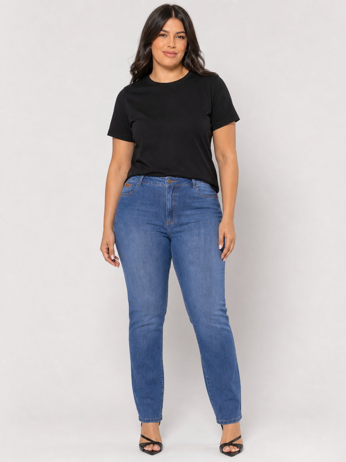 Calça Jeans Feminina Plus Size Cigarrete com Elastano Crocker - 51180