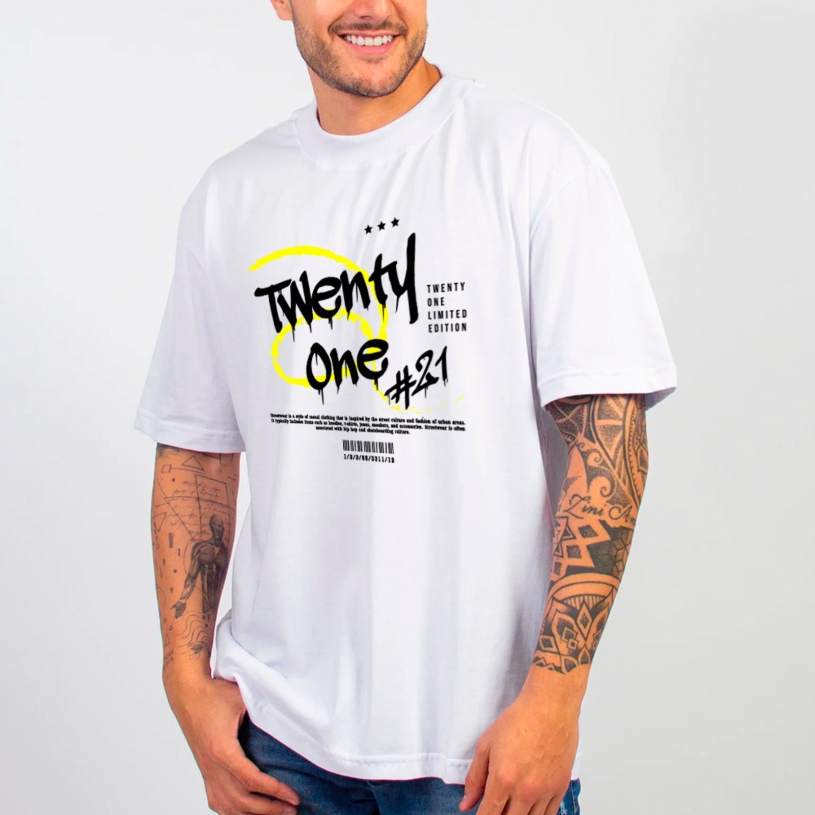 Camiseta Ousy Streetwear Twenty One Oversized Branco