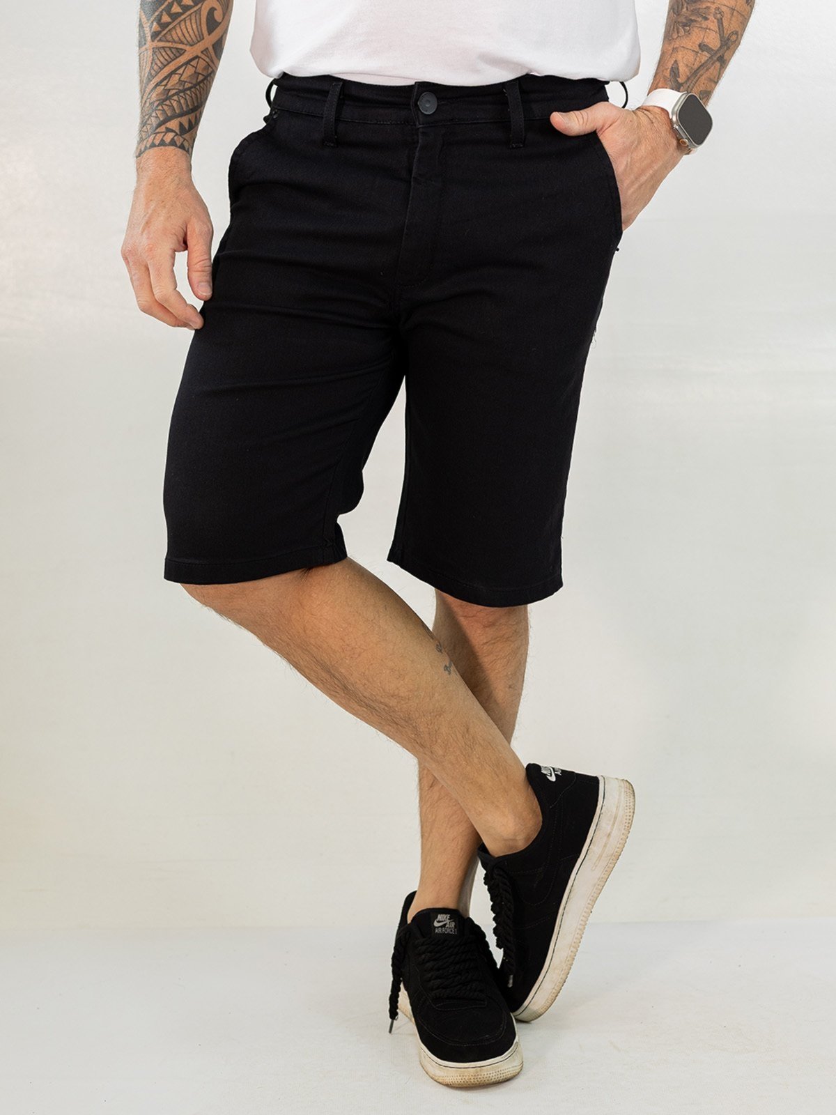 Bermuda Masculina Sarja Preta Slim Bolso Social Elastano Anticorpus