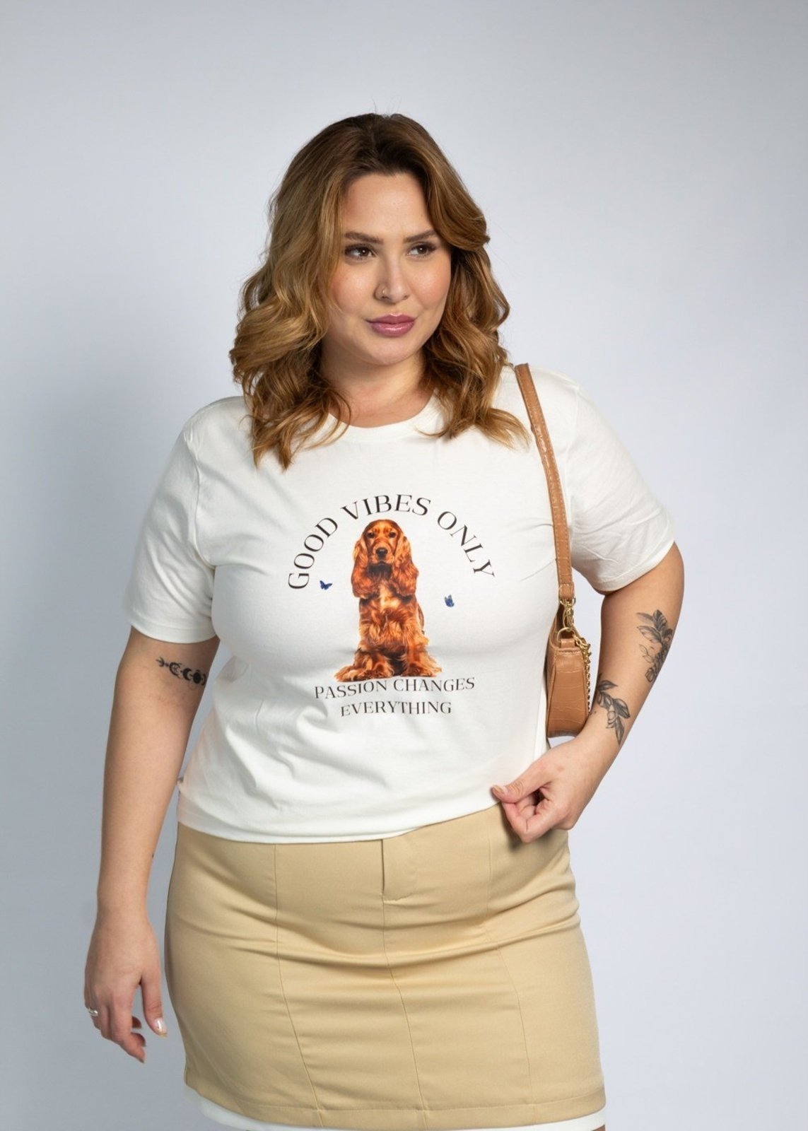 T-shirt Feminina Cianitas Off Estampa Good Vibes Only