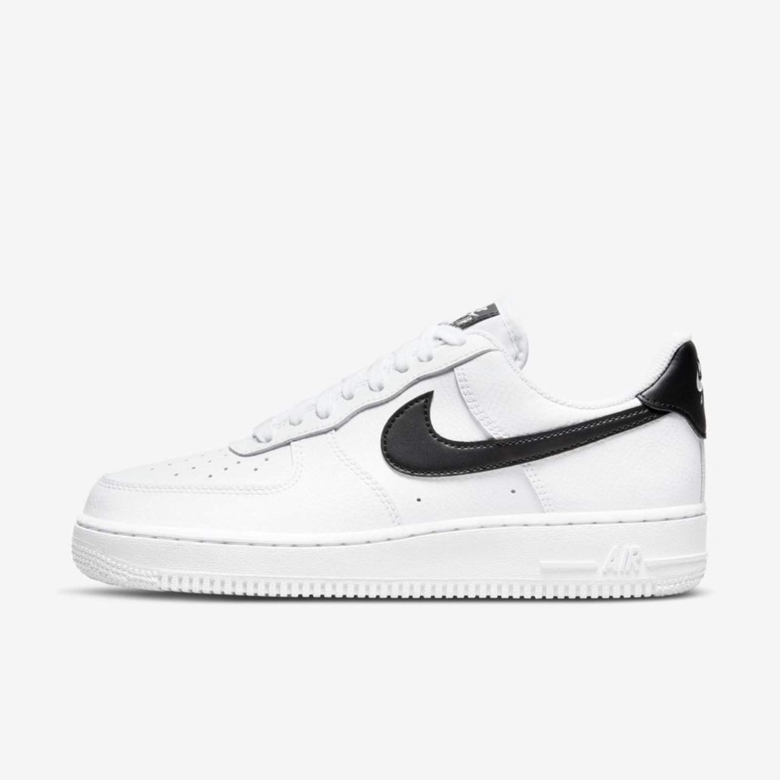 Tênis Nike Air Force 1 ’07 Feminino
