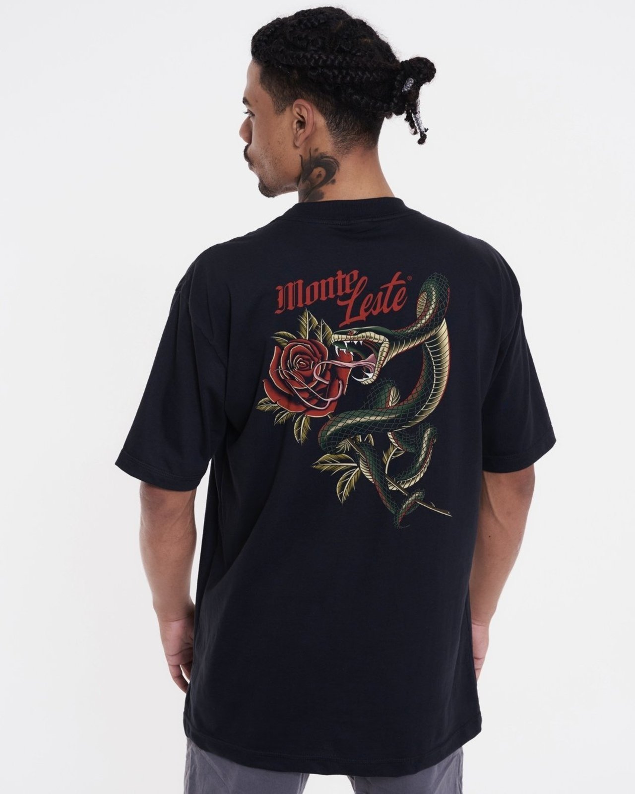 Camiseta Oversized Estampada Kai