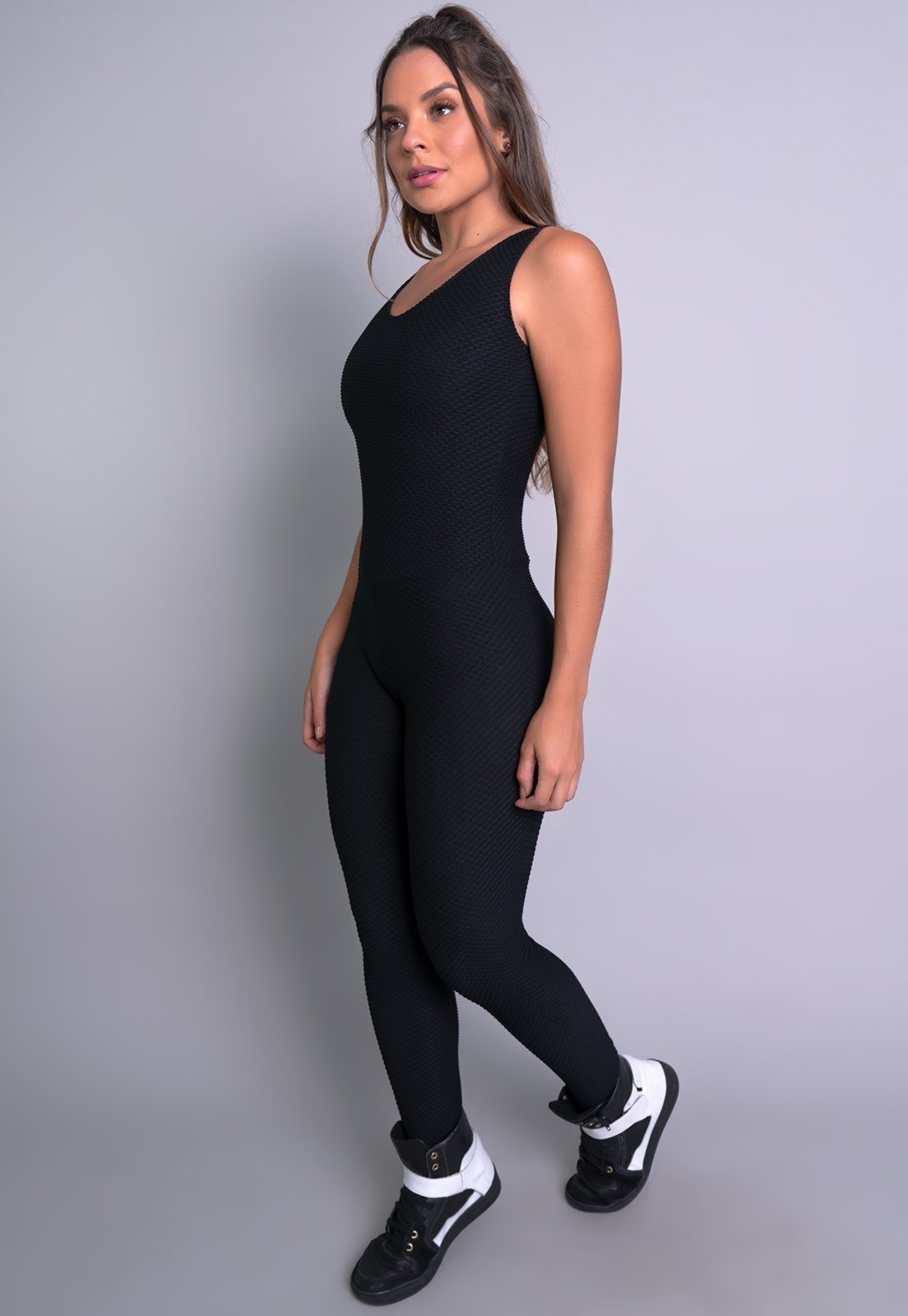Macacão Longo MVB Modas Textura Tecido Bolha Fitness Preto