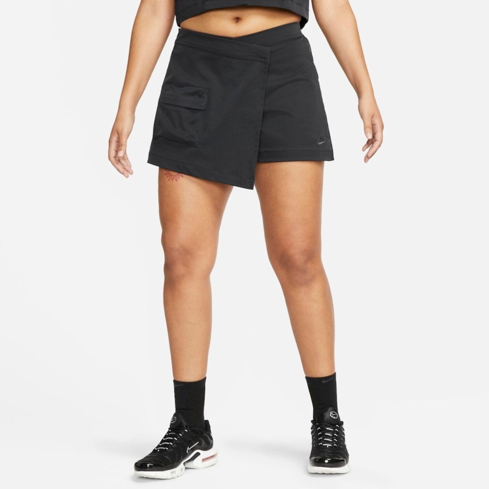 Vista 2 Saia Nike Sportswear Feminina Preto Preto