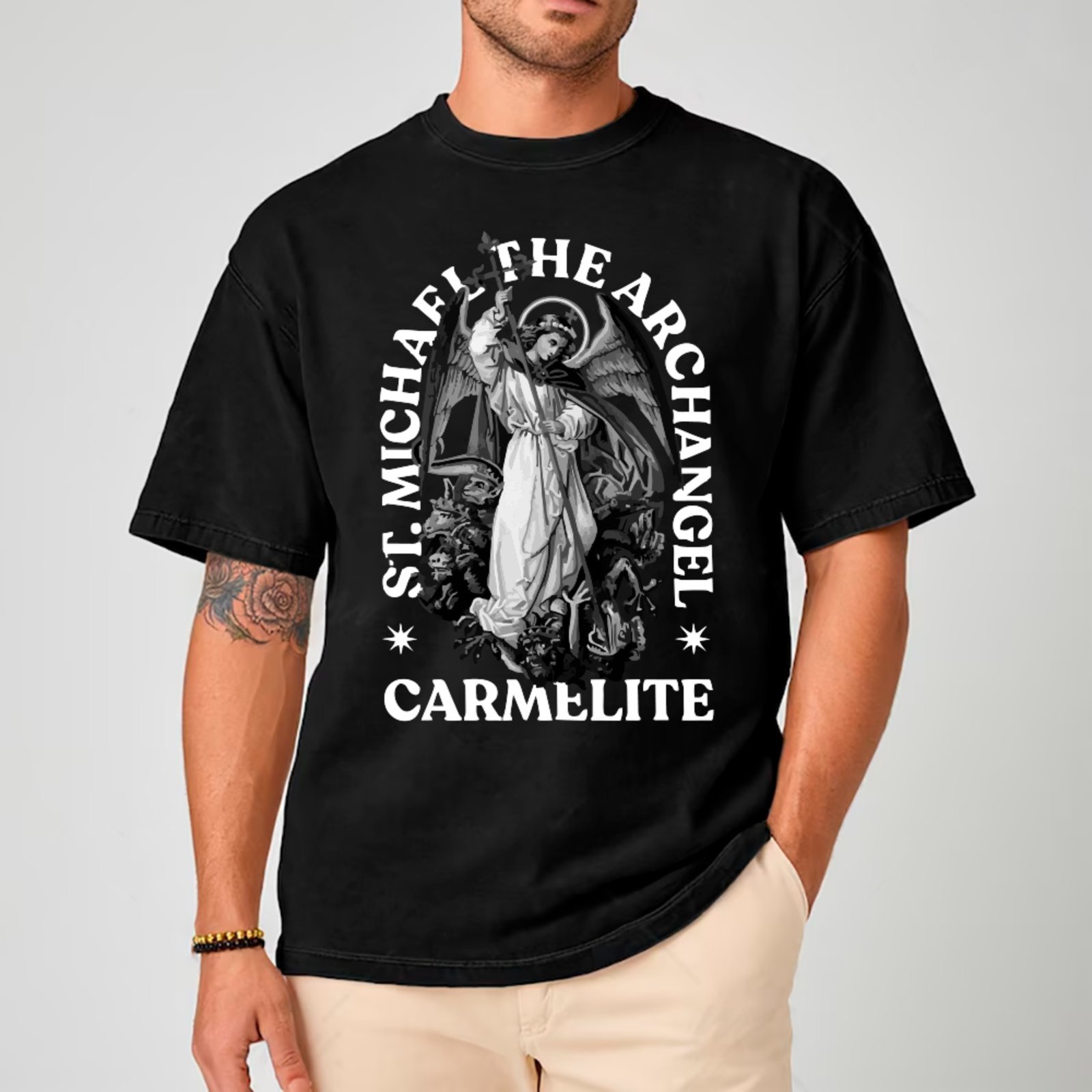 Camiseta Ousy Unissex St. Michael Arcanjo Guerreiro Visual Impactante Streetwear Oversized Preto