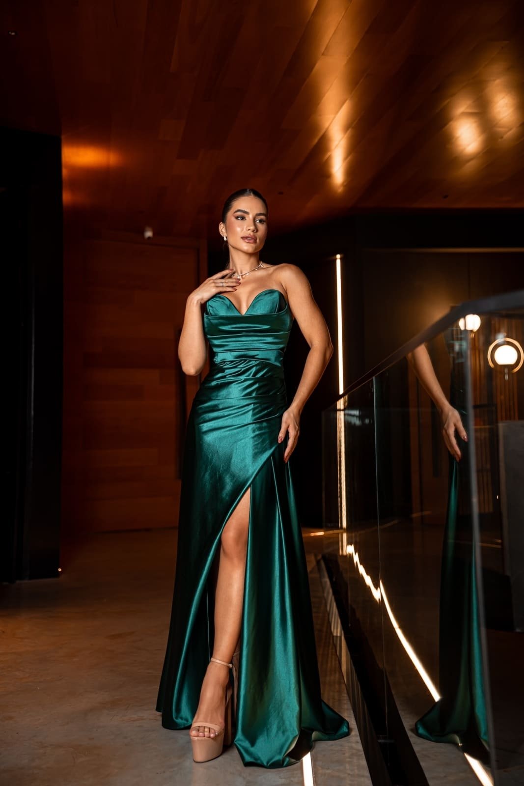 Vestido Longo de Festa Madrinhas Tomara que Caia Corselete com Fenda Arlye Verde Petróelo
