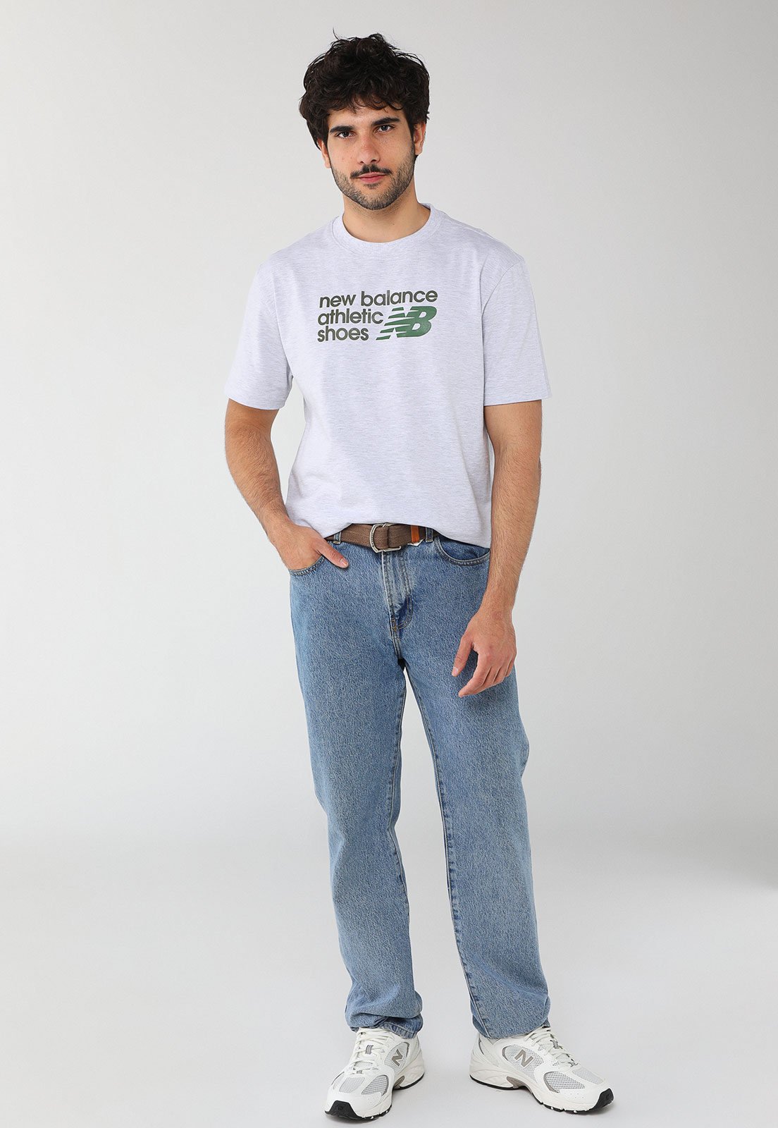 Vista 3 Camiseta Masculina New Balance Athletics Relaxed Premium Ch cinza New Balance cinza
