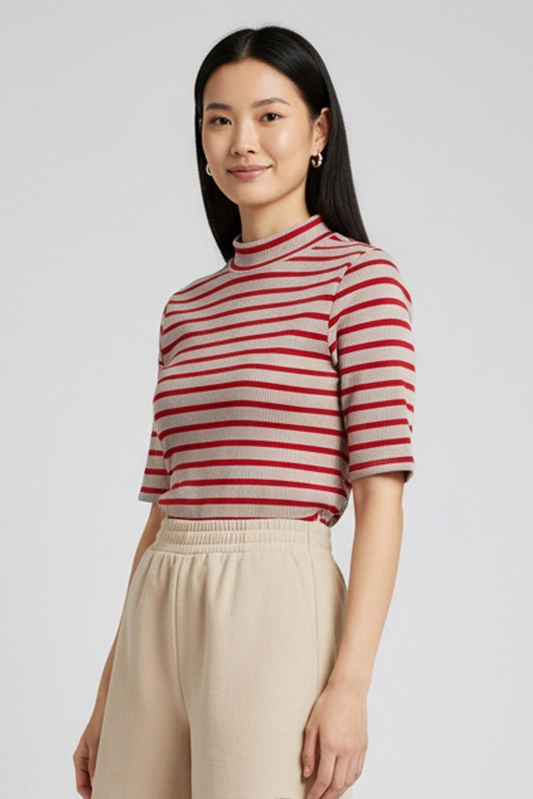 Blusa Feminina Gola Alta Listrada Marialícia Bege