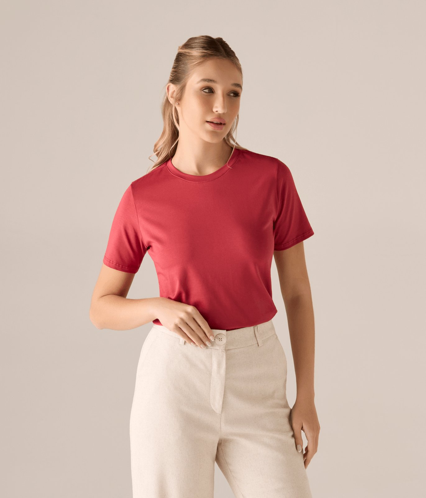 Blusa Makenji Pima Decote Careca Feminina Goiaba