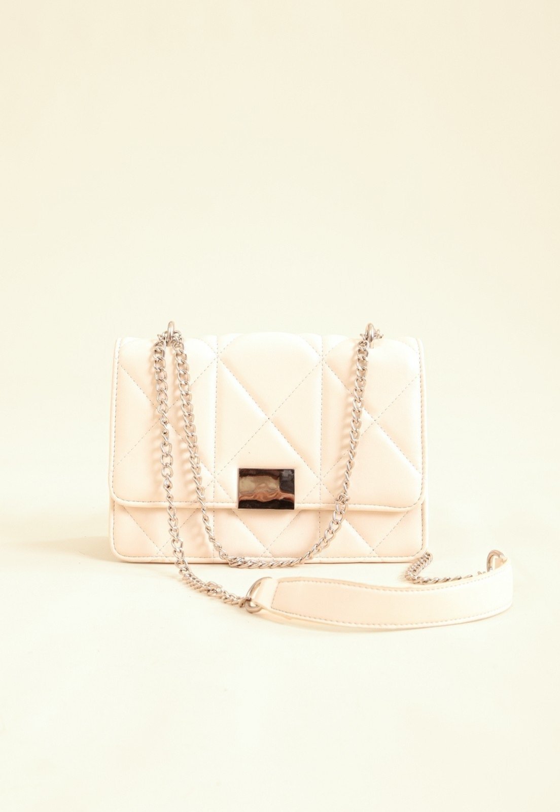 Bolsa Crossbody Pop Me Matelassê Alça Corrente Off-White