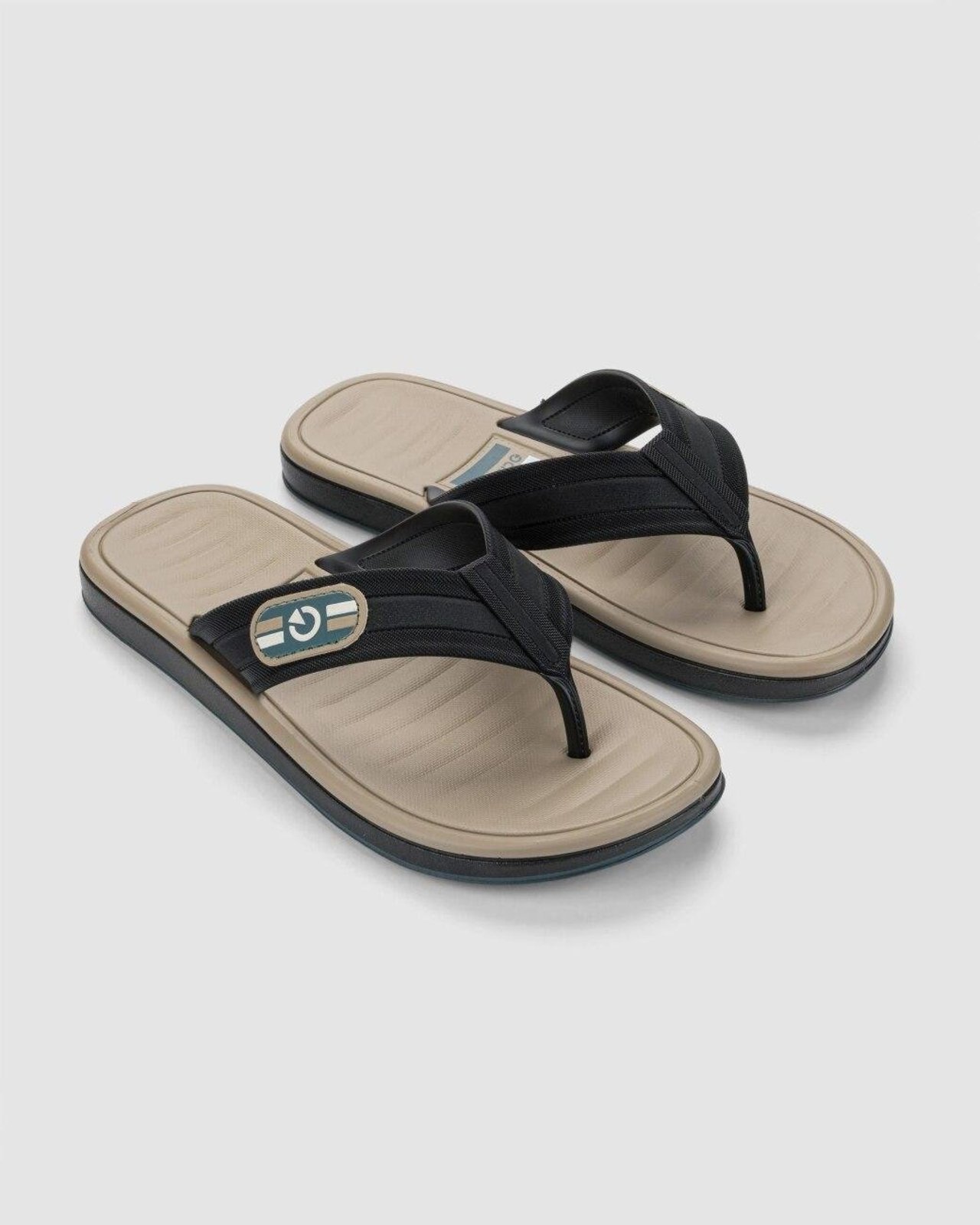 Chinelo Dedo Masculino Cartago Paris II Preto
