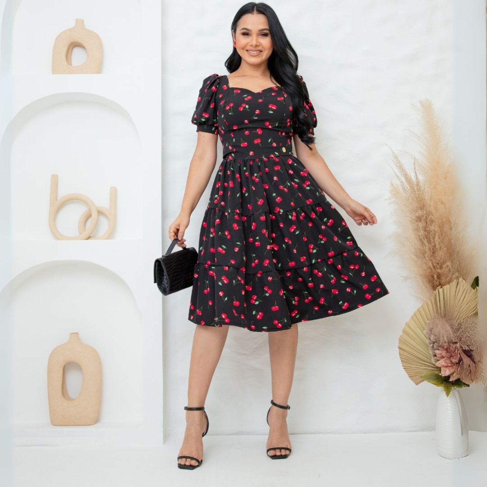 Vestido Midi com Estampa de Cerejas e Manga Bufante Moda Modesta Evangelica – REF: Nubia