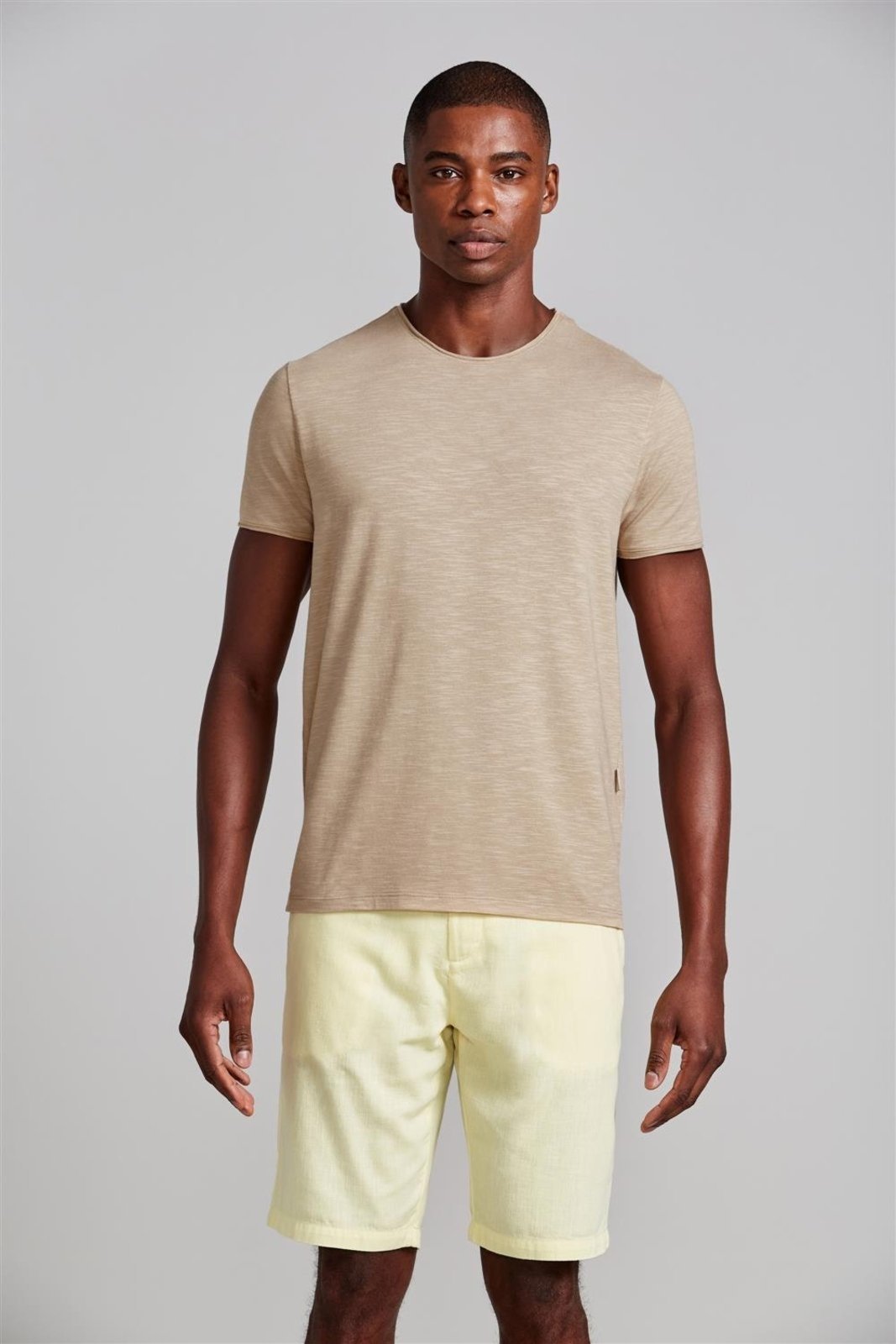 HIGHSTIL Camiseta Slim Fit - Bege Areia