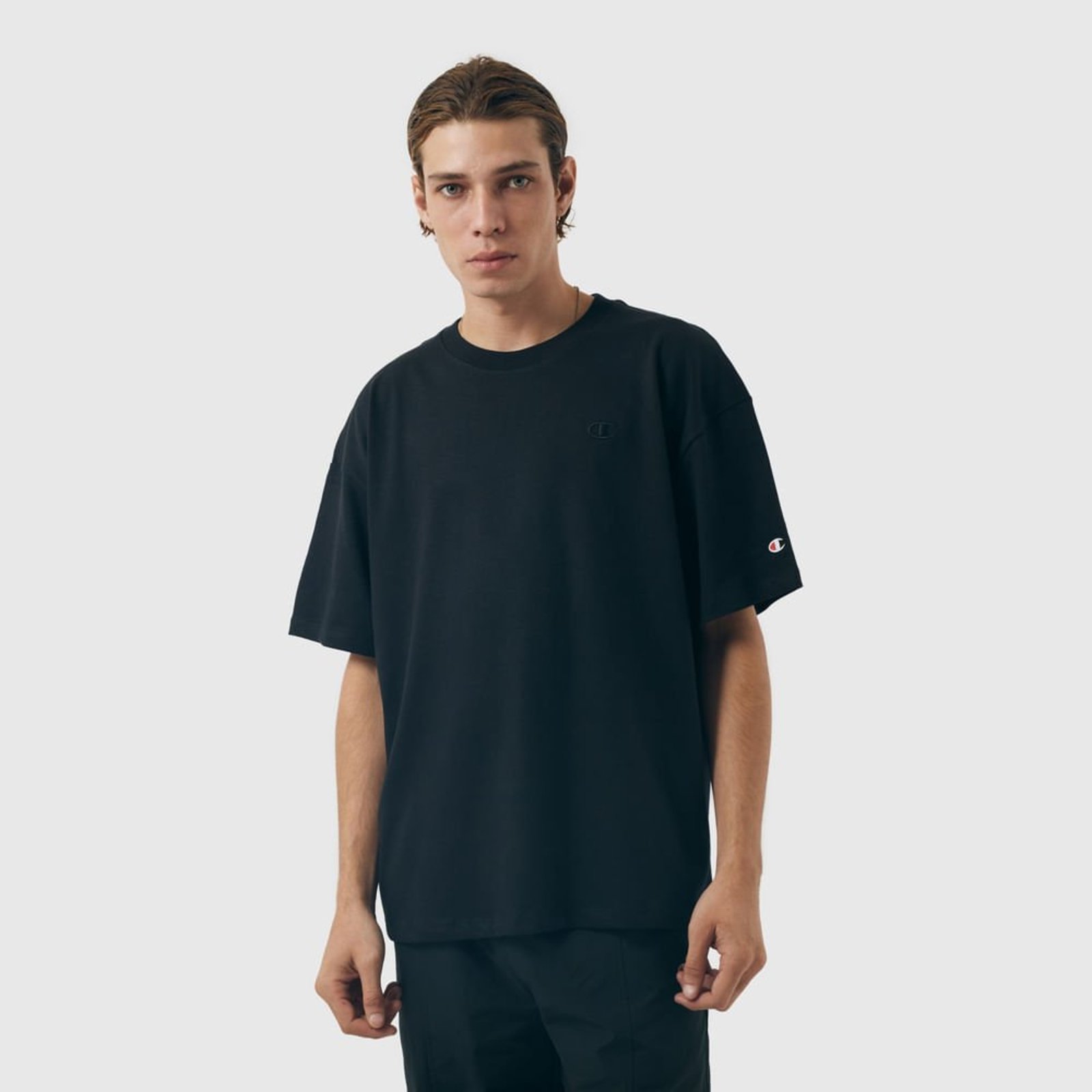 CAMISETA CHAMPION LIFE BOXY NANO C LOGO EMB