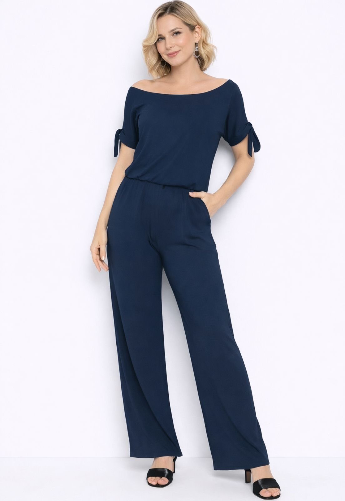 Macacão Maria Paes Decote Canoa Marinho