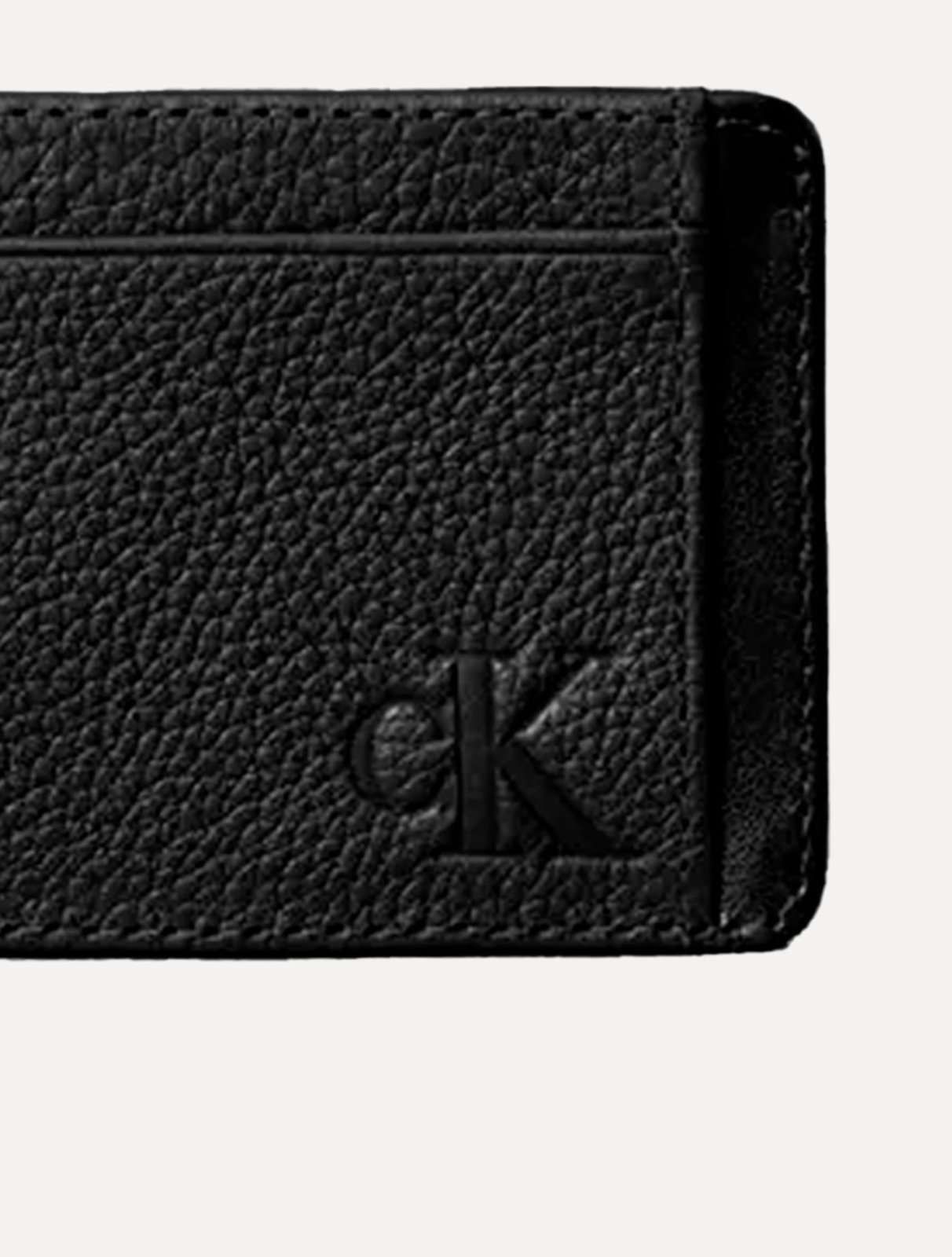 Vista 3 Carteira Calvin Klein Jeans Porta Cartão Couro CKJ FLoater Queima Preta preto Calvin Klein preto