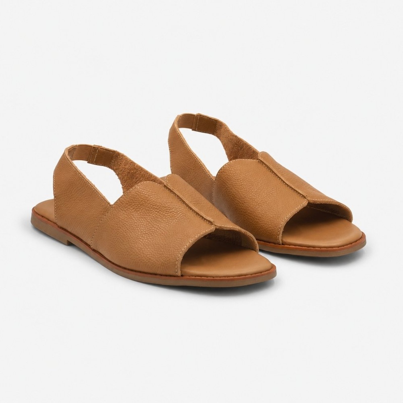Sandália Zatta em Couro Flat Letícia Off White