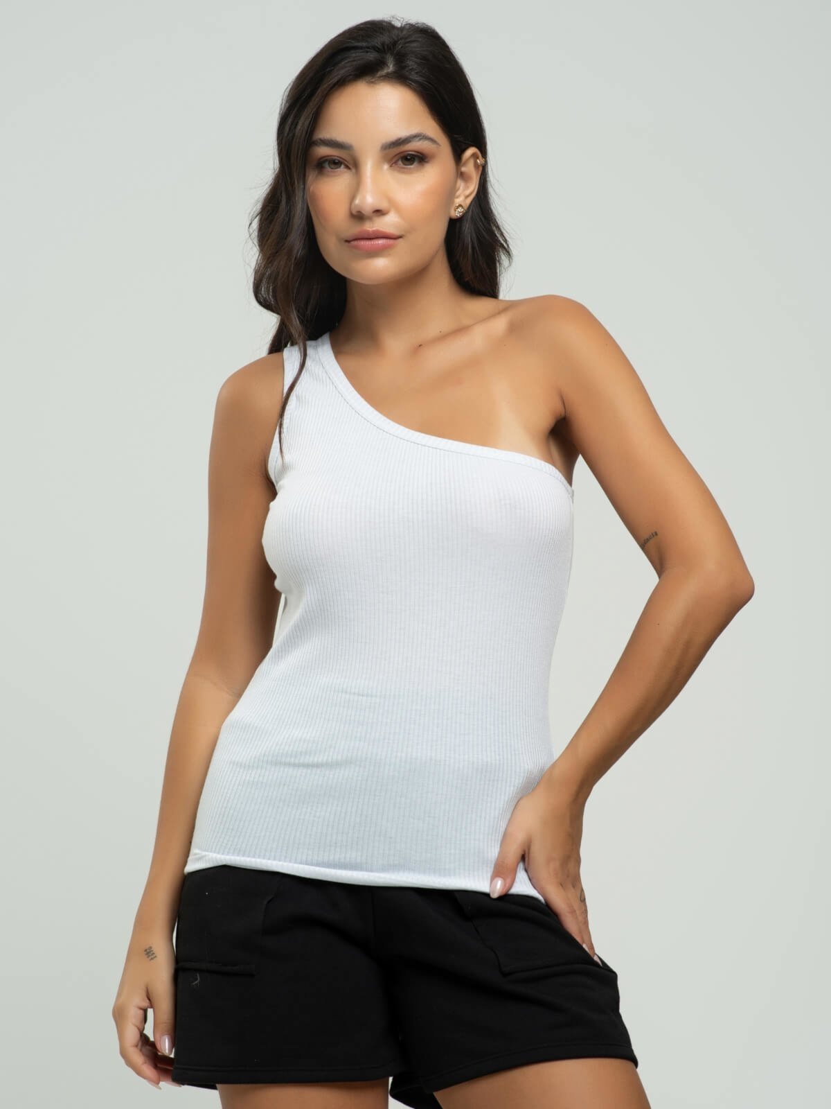 Camiseta Regata Feminina Canelado Um Ombro Só Moda Casual Vicbela Branco
