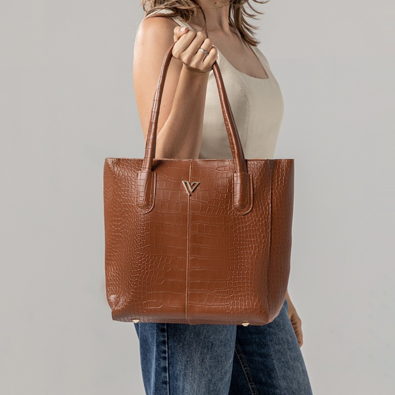 Vista 3 Kit 2 Bolsas Feminina Monique Sacola Transversal de Ombro Tiracolo + Carteira Lançamento USE VITTAL caramelo USE VITTAL caramelo