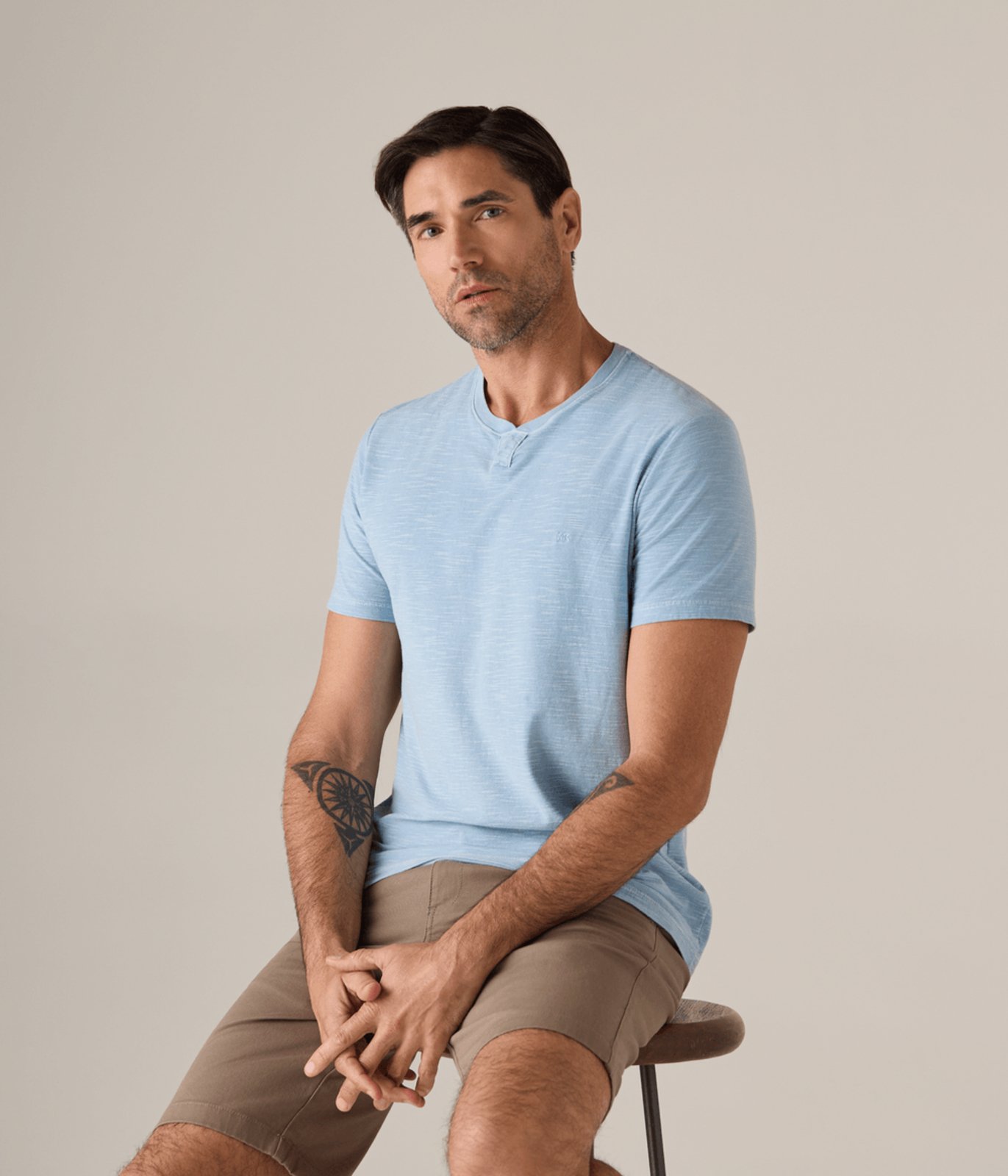 Camiseta Makenji Flame Gola Portuguesa Masculina Azul Claro