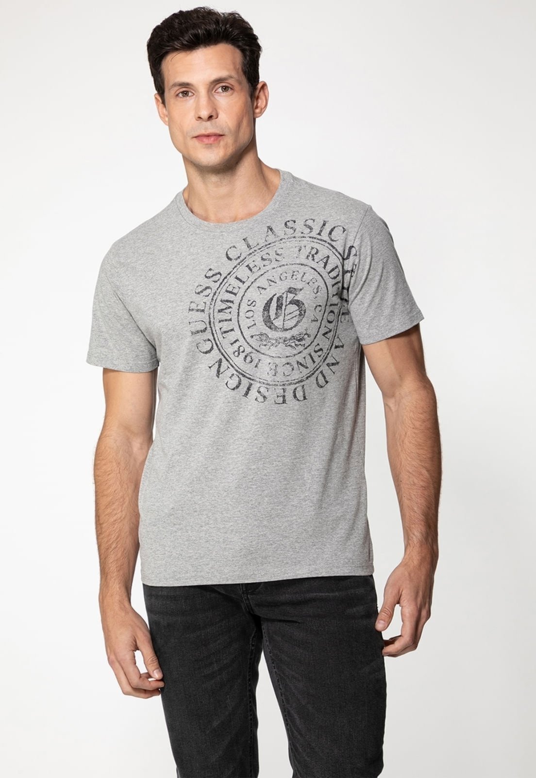 Camiseta Guess Mandala Peito Cinza