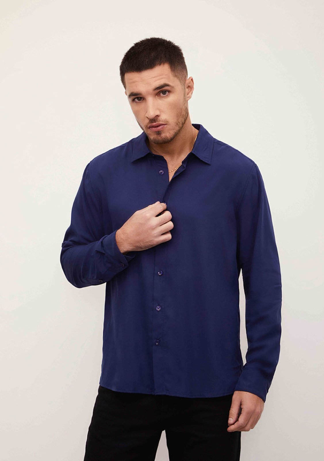 Camisa Iódice Decote V Manga Longa Padrao Azul