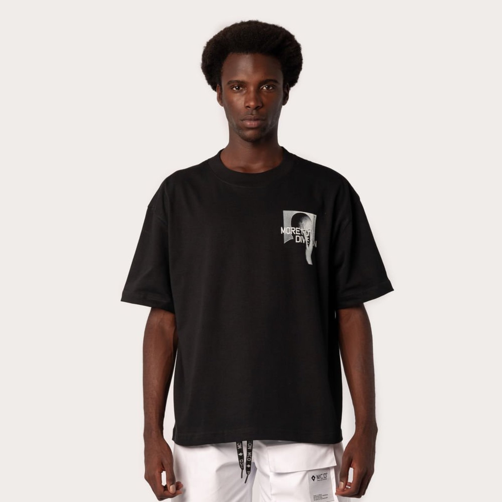 Camiseta Box Fit MCD Cut Core