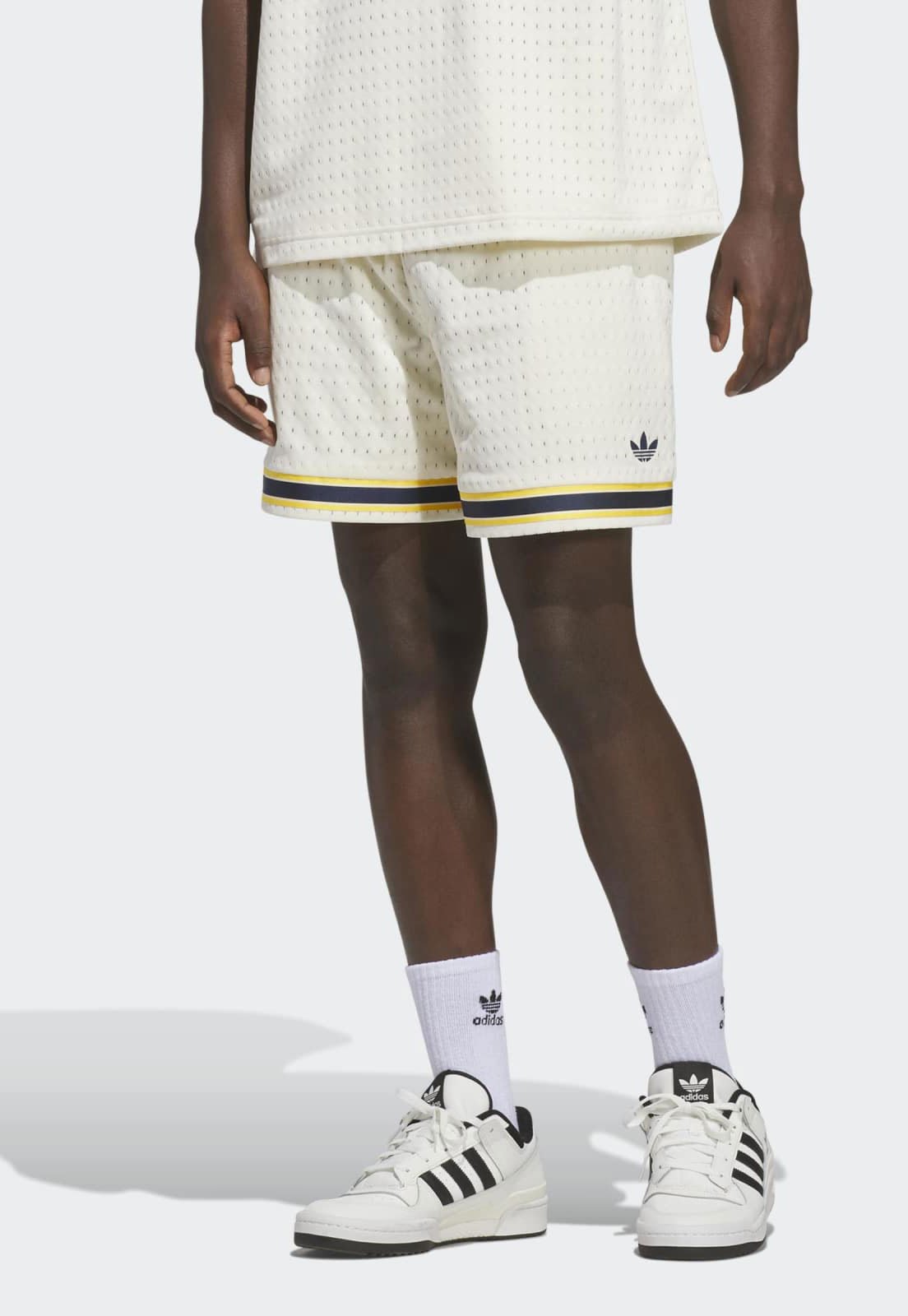 Shorts Masculino adidas Originals Lifestyle Basketball Off-White