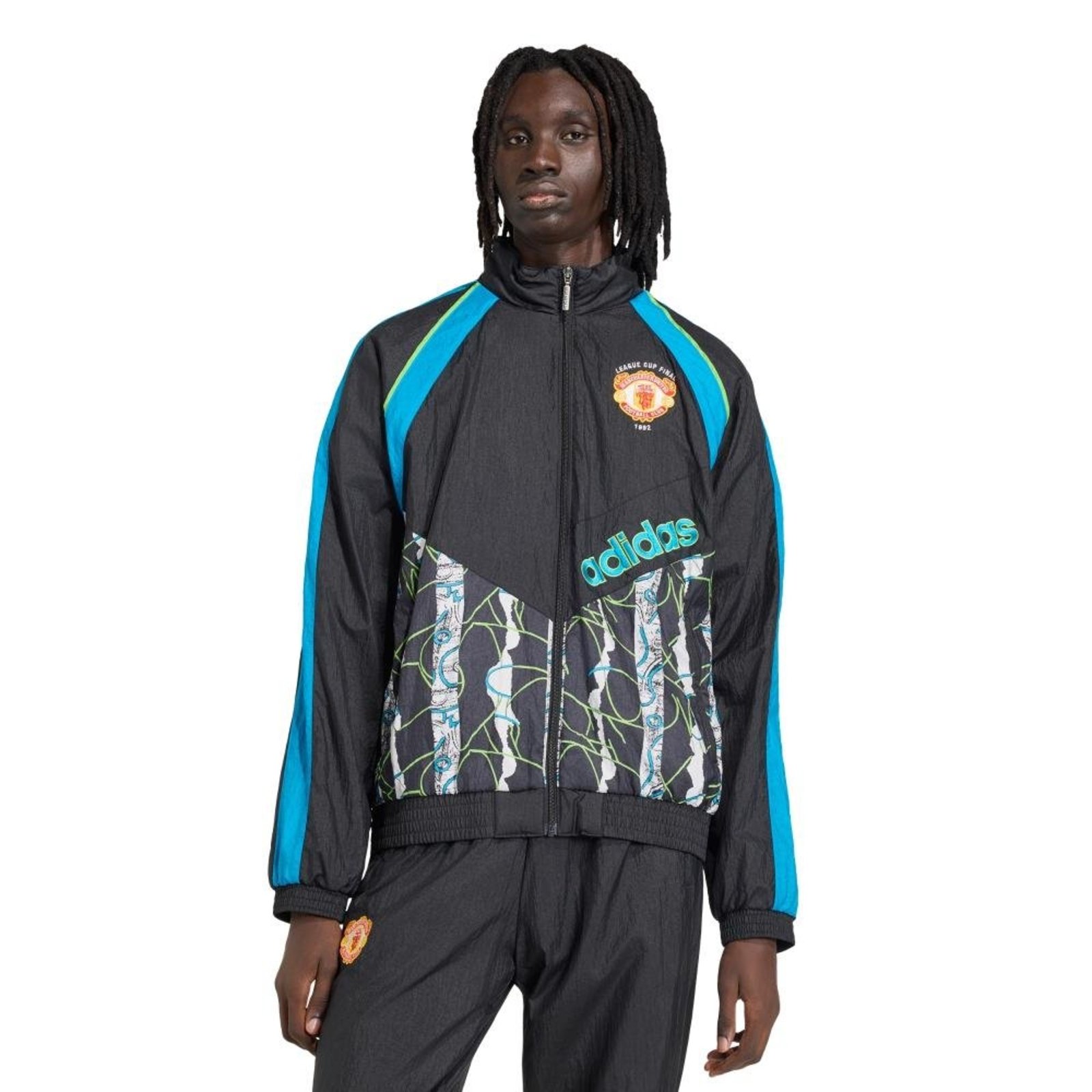 Jaqueta Manchester United Woven 90 adidas Performance Preto