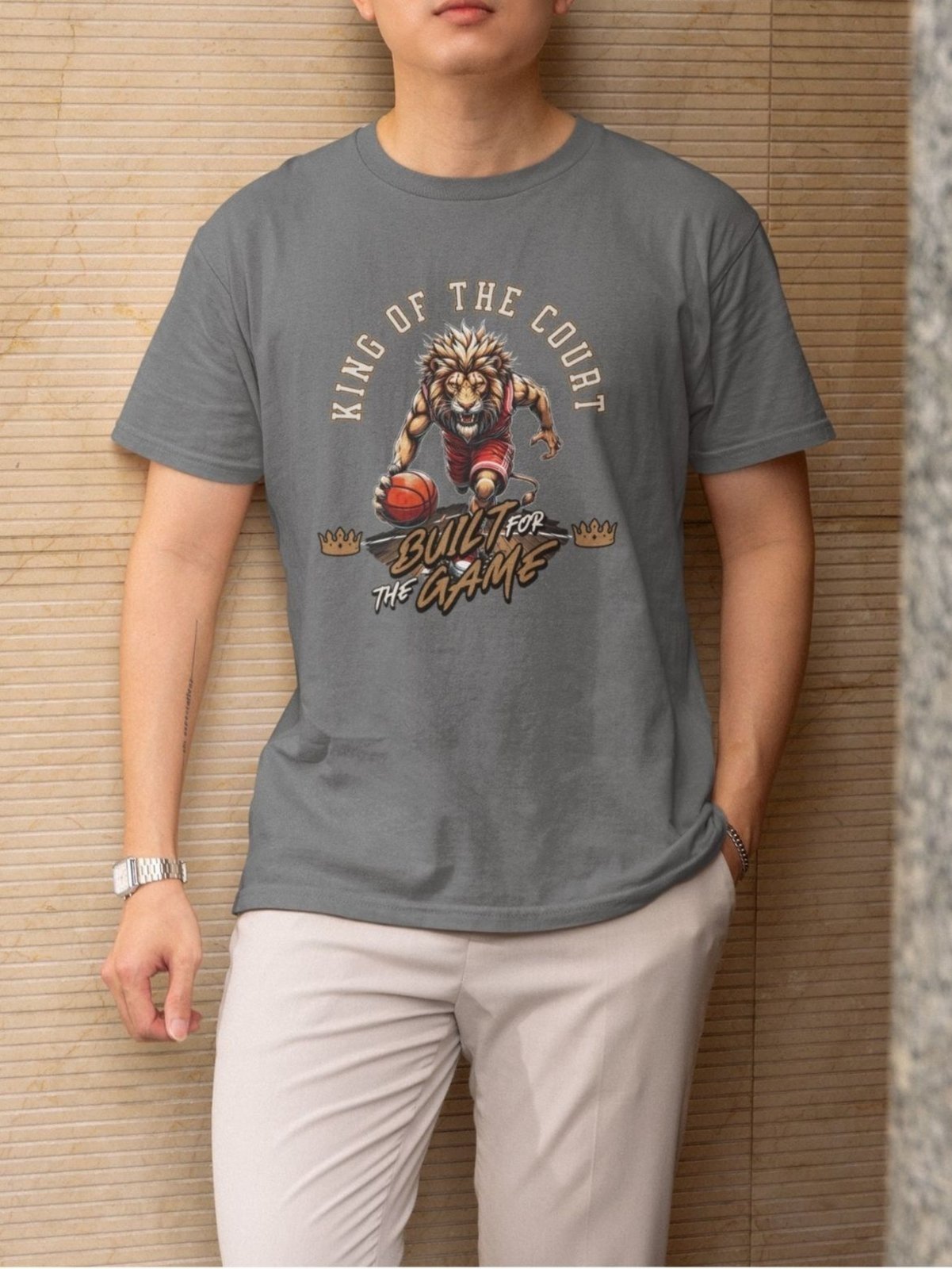 Camiseta Básica Masculina GuGi Basquete Leão Rei Das Quadras Chumbo