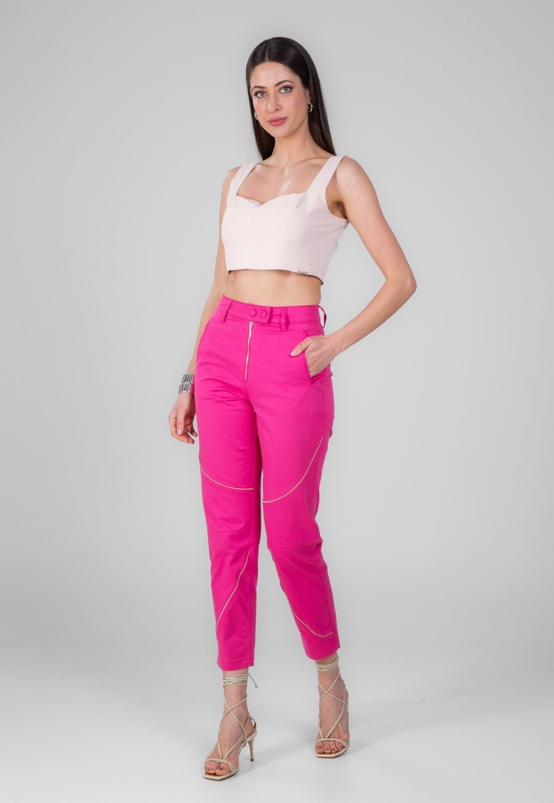 Calça Alfaiataria Traymon Com Recortes Pink