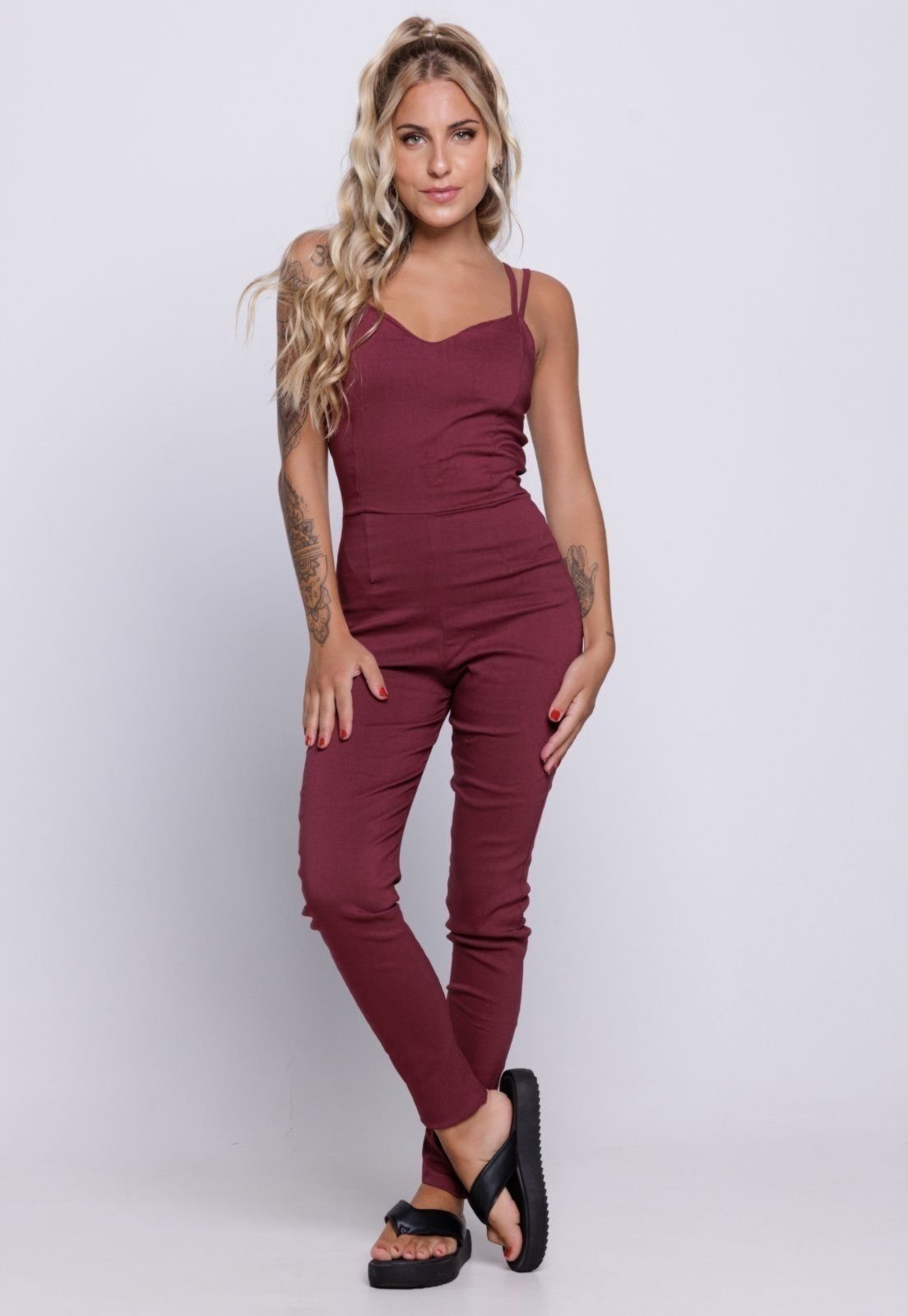 Macacão Casual Serra e Mar Modas Liso Bengaline Vinho