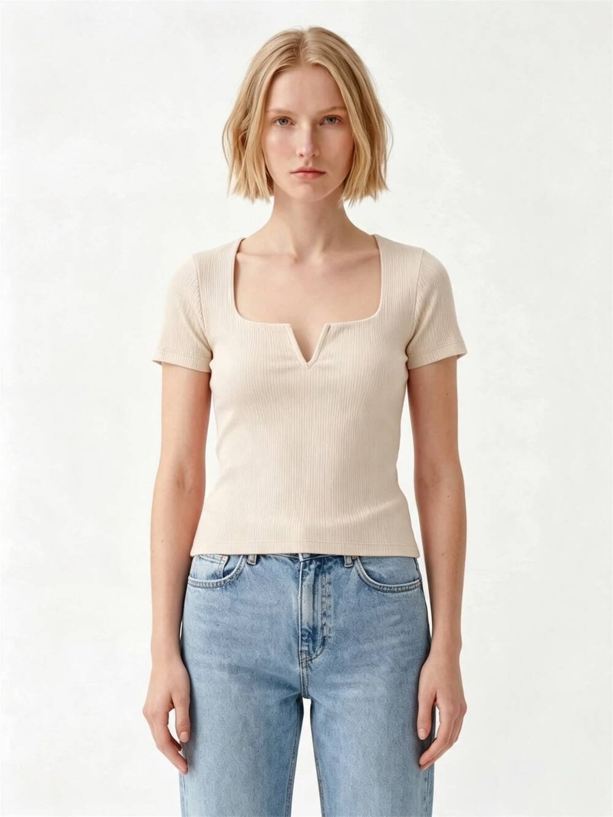 Blusa Canelada Slim Decote V Colcci CLC Bege Italian