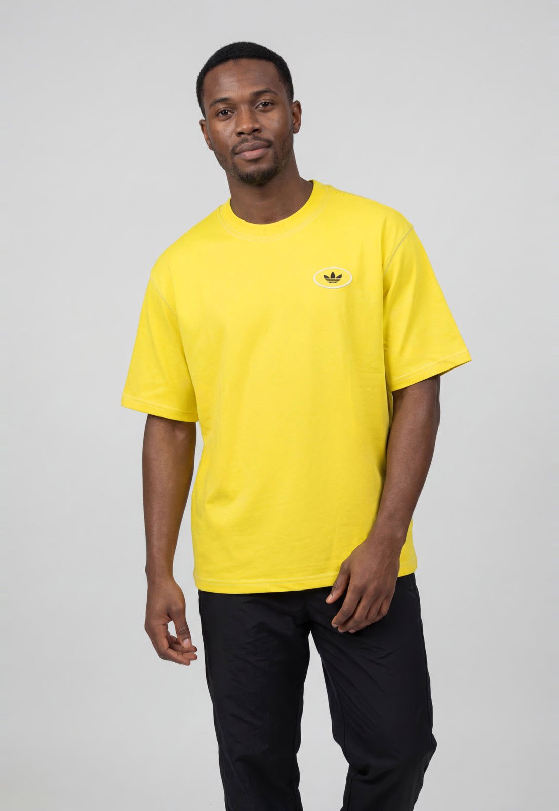 Camiseta Masculina adidas Originals Estampa Amarela