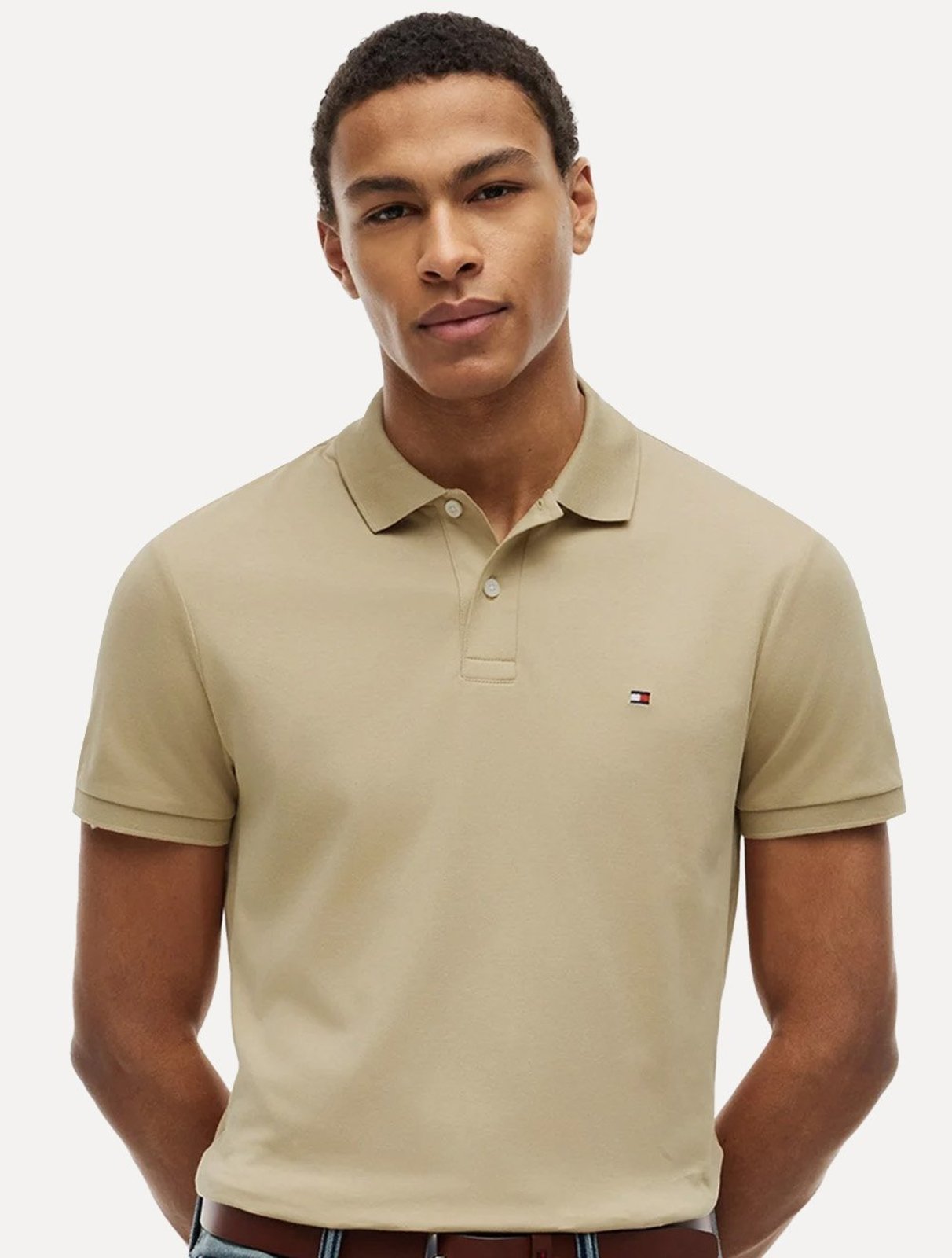 Polo Tommy Hilfiger Masculina Malha Liquid Cotton Seasonal Caqui