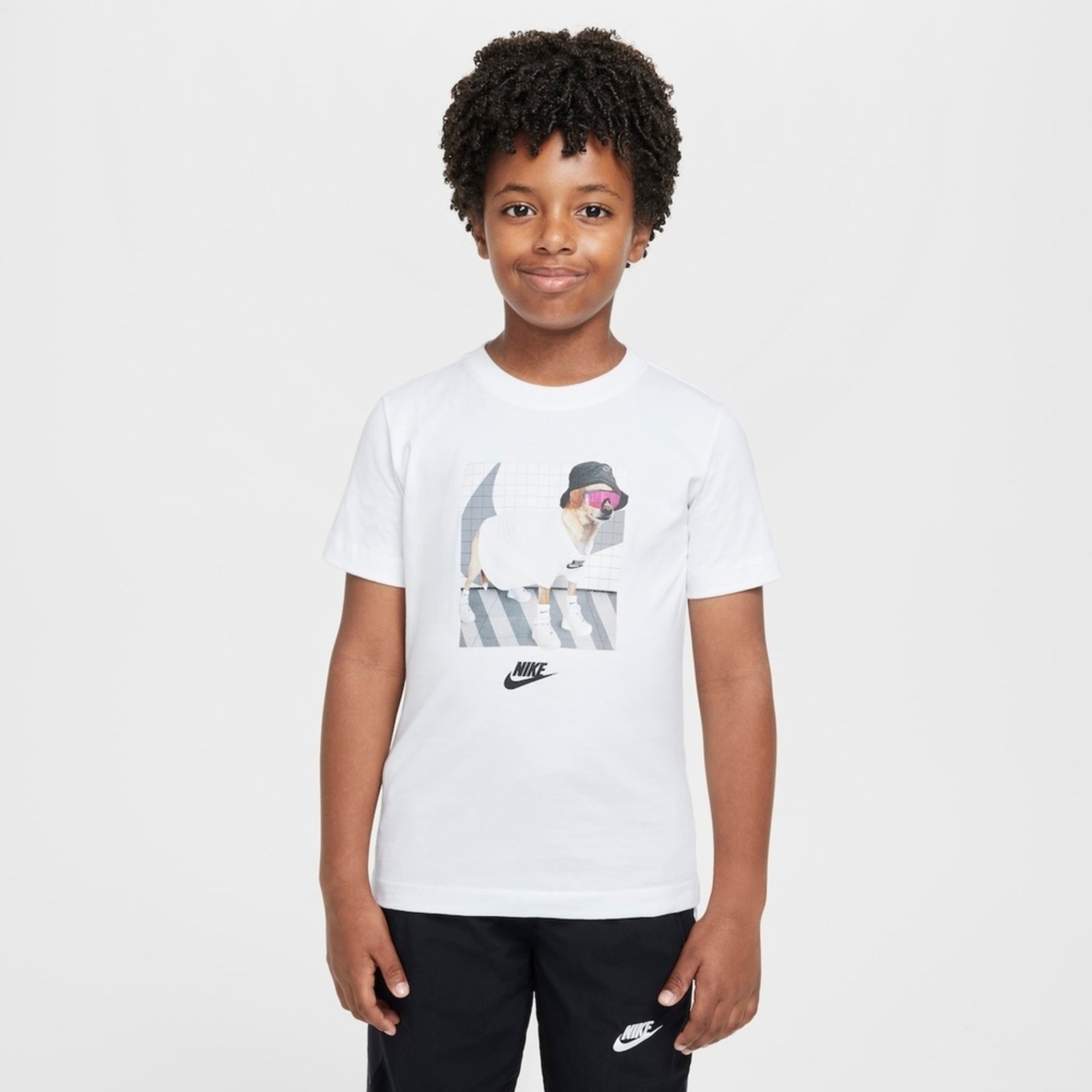 Infantil – Camiseta Nike Sportswear Adapt