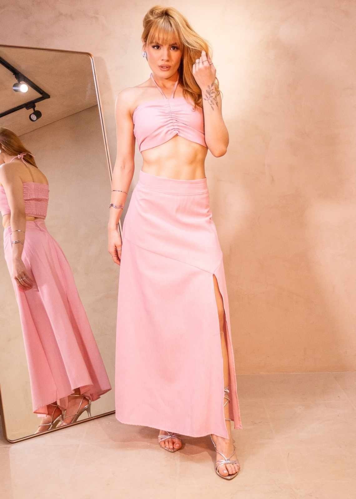 Vista 3 Conjunto Cropped e Saia Longa Amarração com Fenda Dérika Cia do Vestido Rosa Ballet amarelo rosa Cia do Vestido amarelo rosa