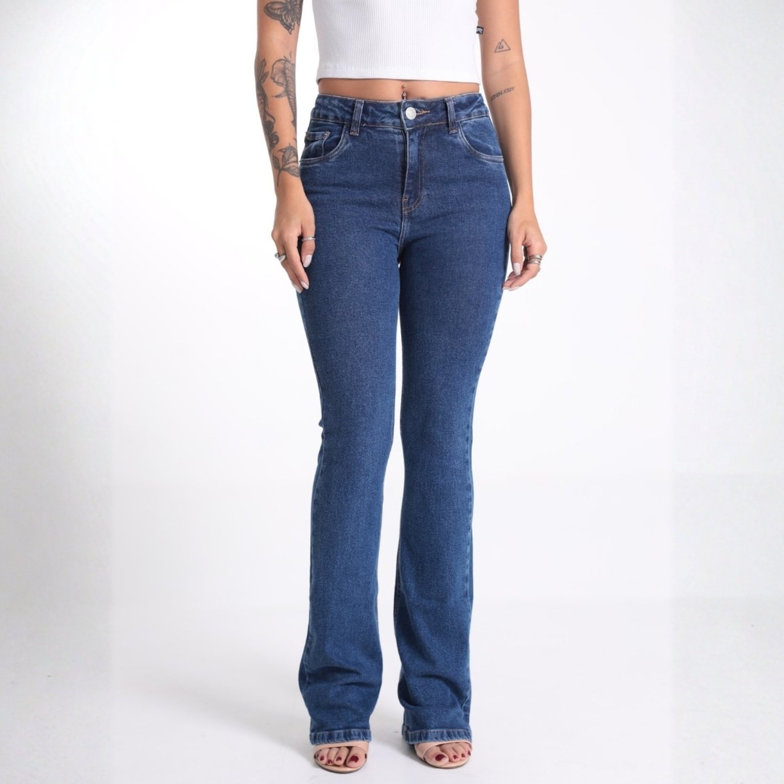Calça Jeans Flare Feminina Barra Normal Revanche Camila