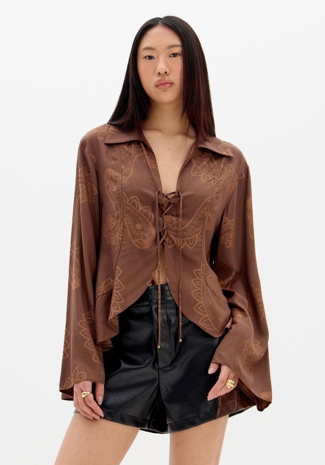 Vista 2 Blusa Manga Flare Com Amarração My Favorite Things marrom My Favorite Things marrom