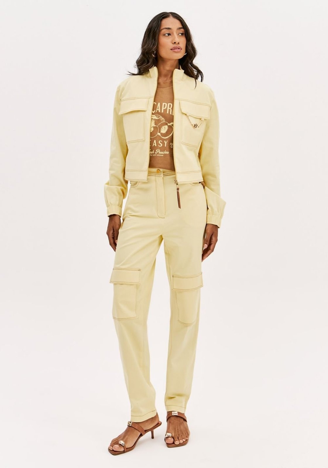 Calça Carrot Cintura Alta Com Bolsos Sport Easy
