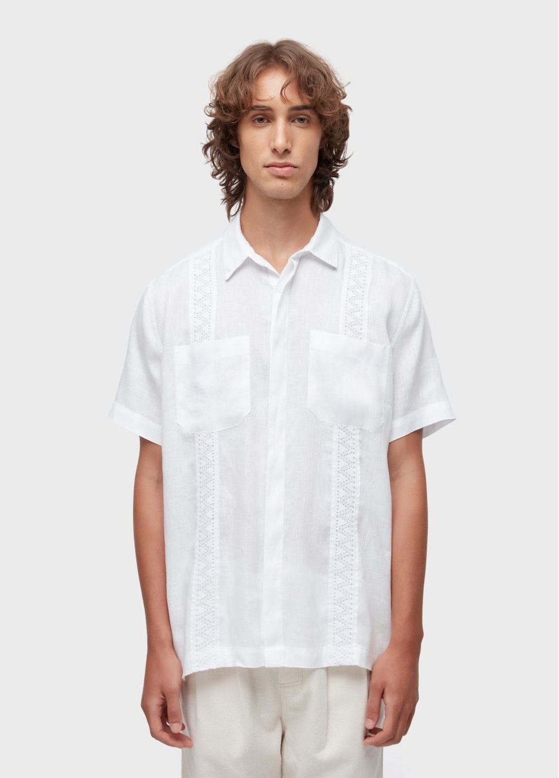 Vista 2 Camisa linen lace mc branco branco