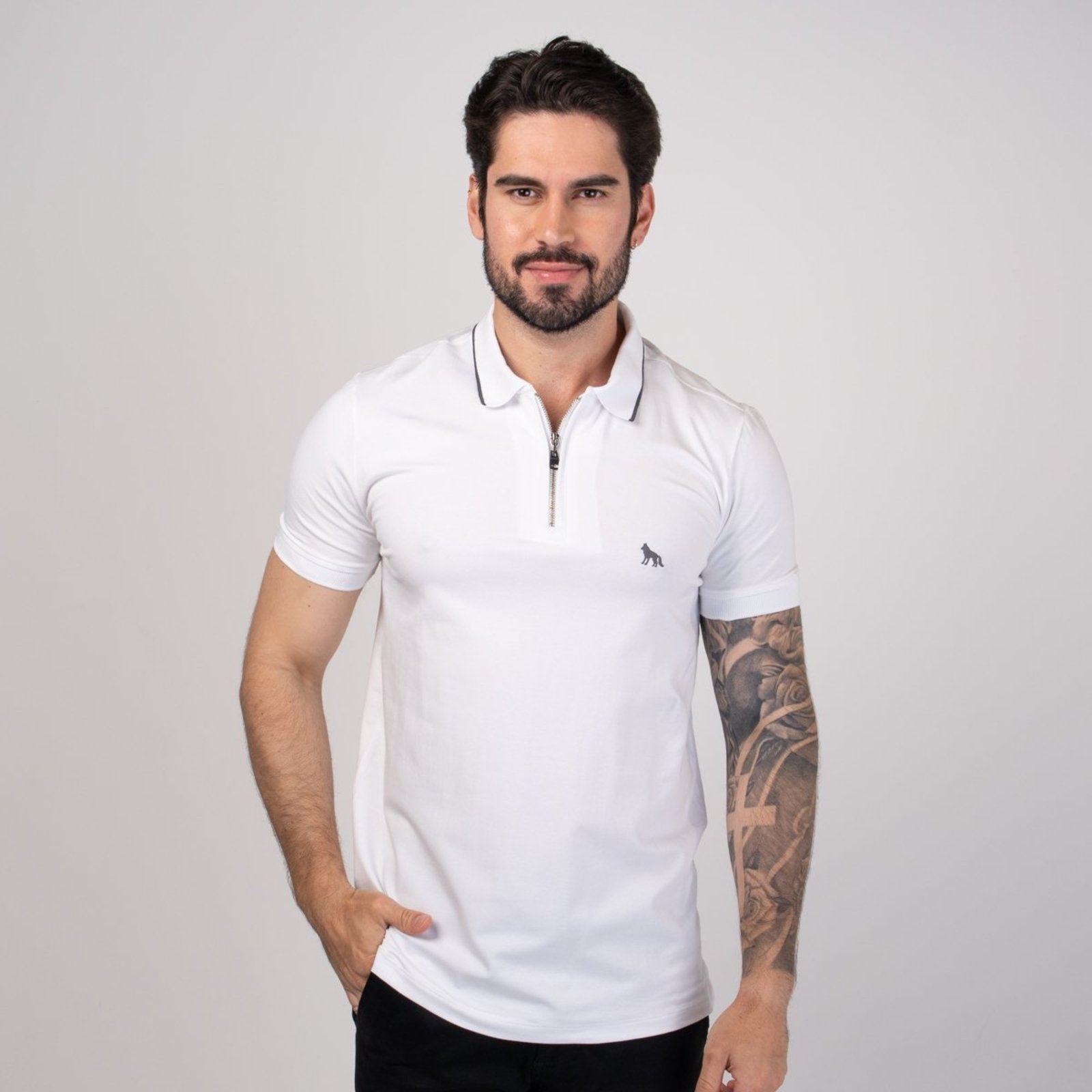 Camisa Polo Acostamento Branca com Ziper e Friso