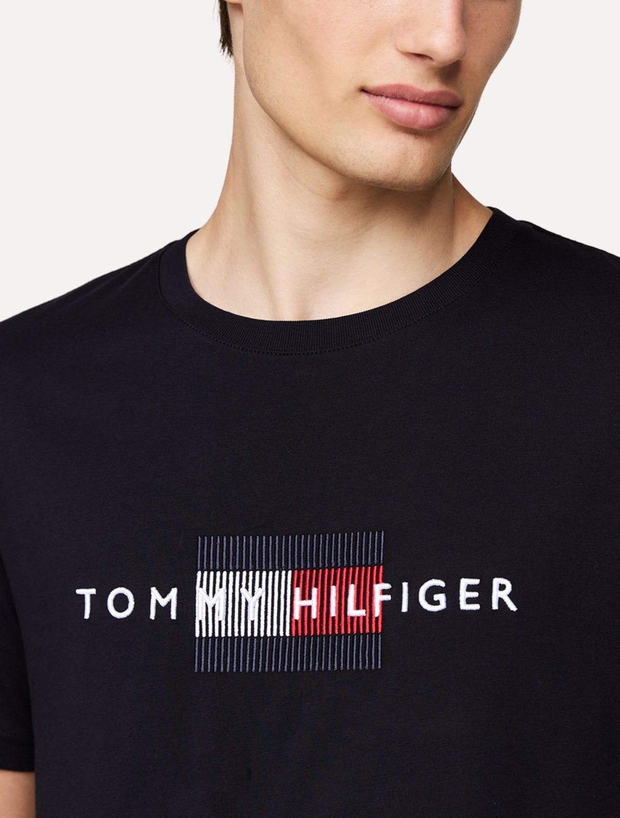 Vista 3 Camiseta Tommy Hilfiger Masculina Regular Flag Embro azul marinho Tommy Hilfiger azul marinho