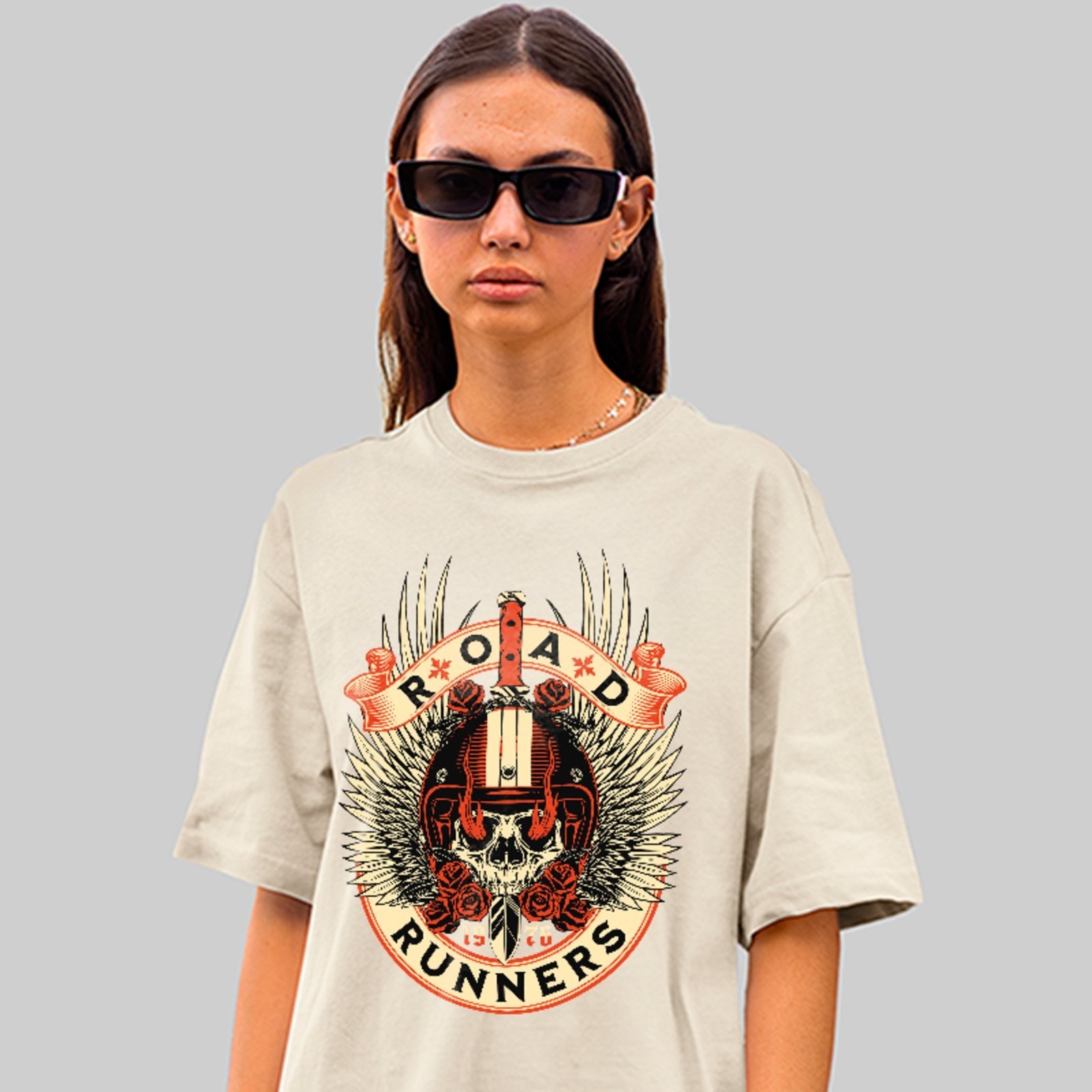 Camiseta Oversized Premium Road Runners Biker Skull Motorcycle Unissex Off White