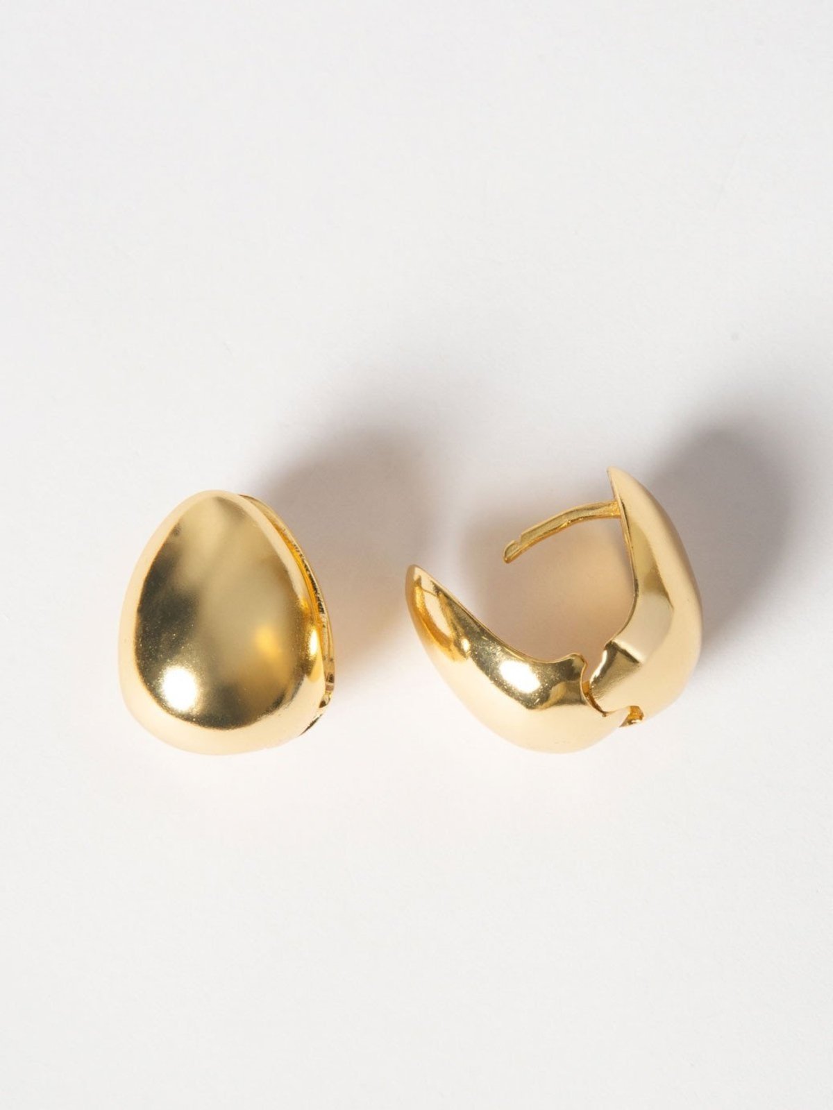 Brinco Oval Dourado Aspen